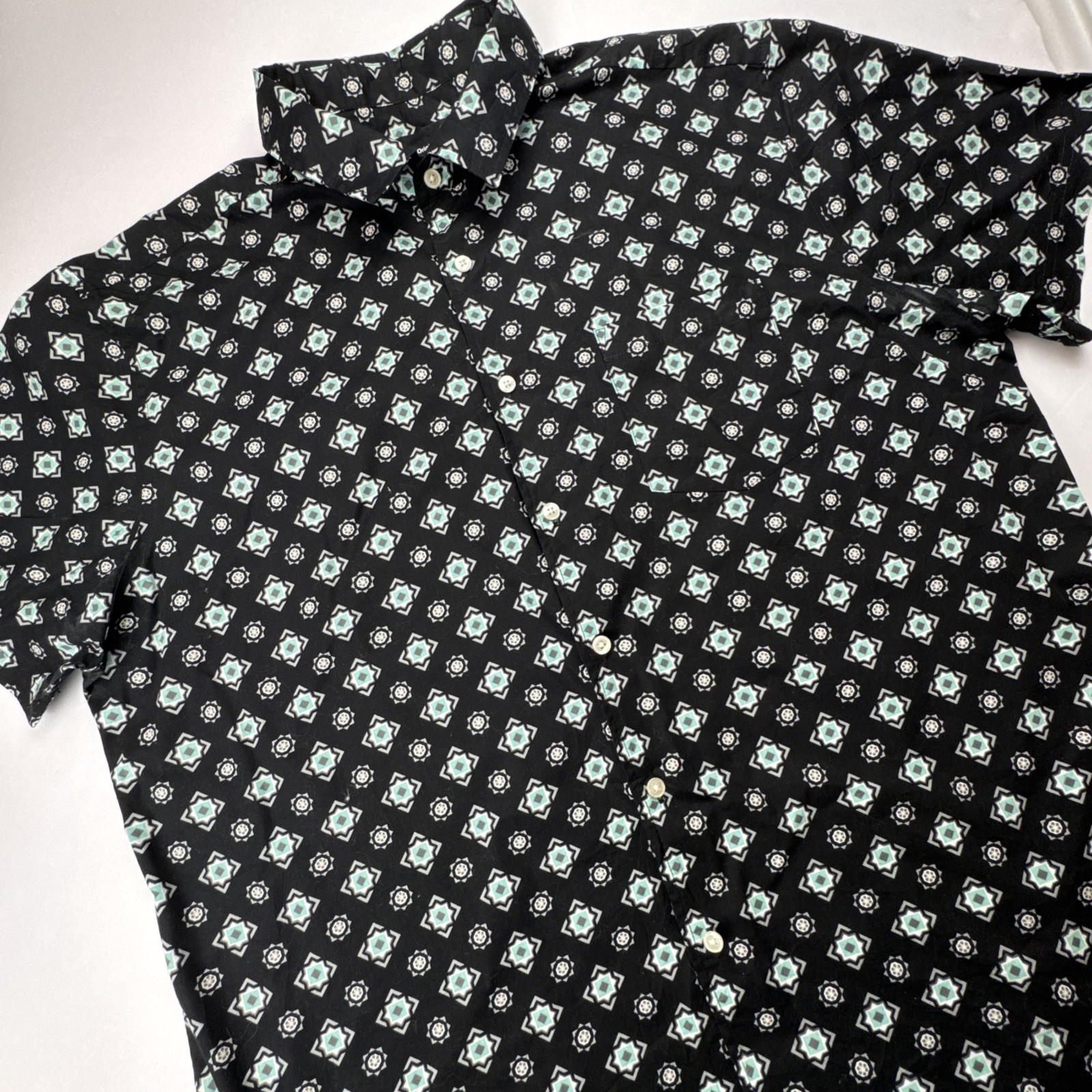 Original Use Mens Short Sleeve Shirt XL Cotton Geometric Medallion Casual Black
