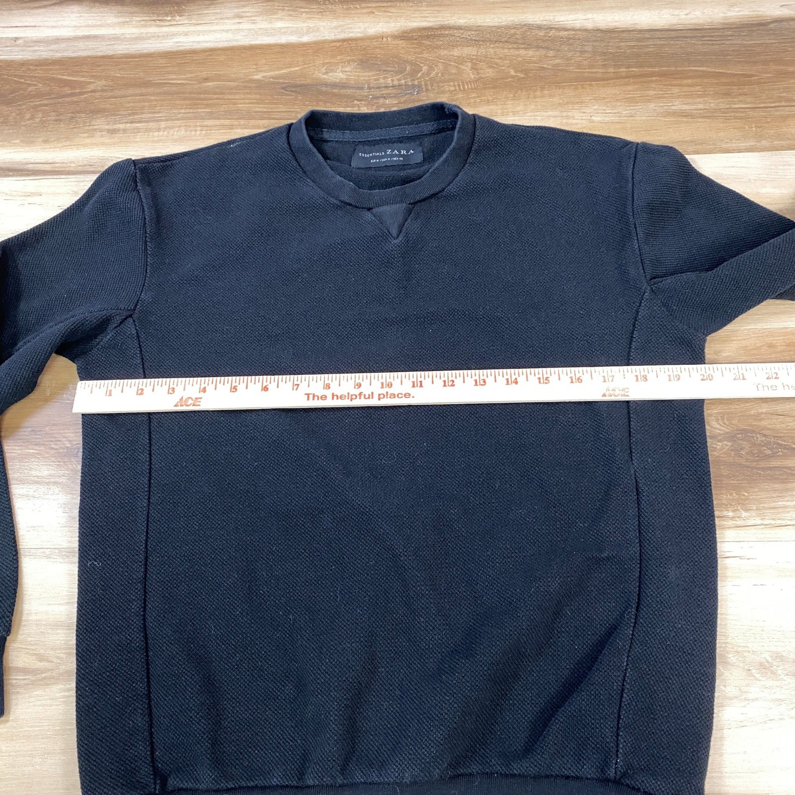 Zara Sweatshirt Mens M Waffle Knit Crewneck Black Modern Casual Essentials