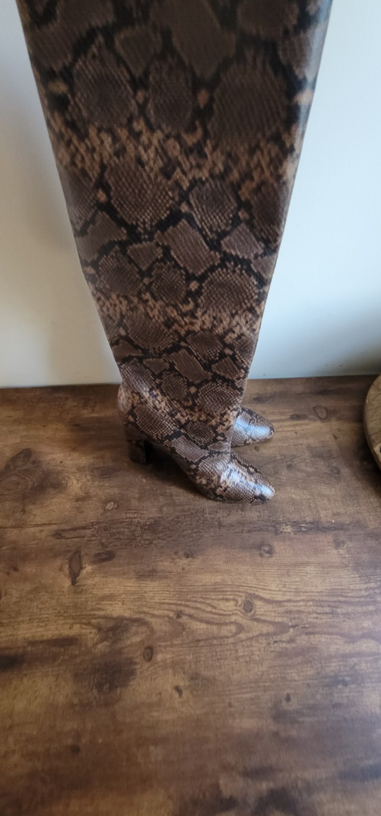 lpa Women’s Leather Knee High Snake Print Pointed Toe Boots 10
