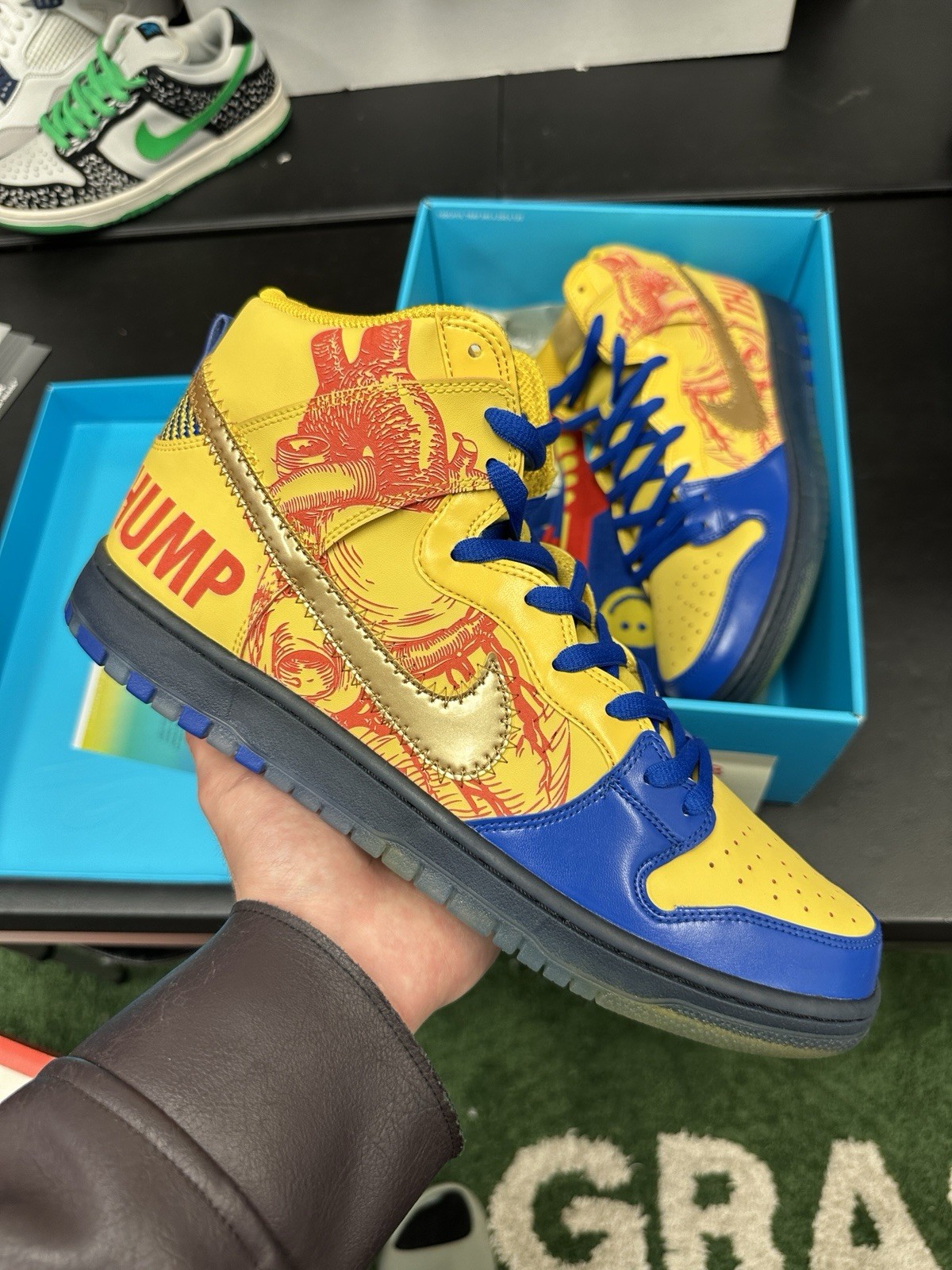 SIZE 13M – NIKE SB DUNK HIGH ”DOERNBECHER”