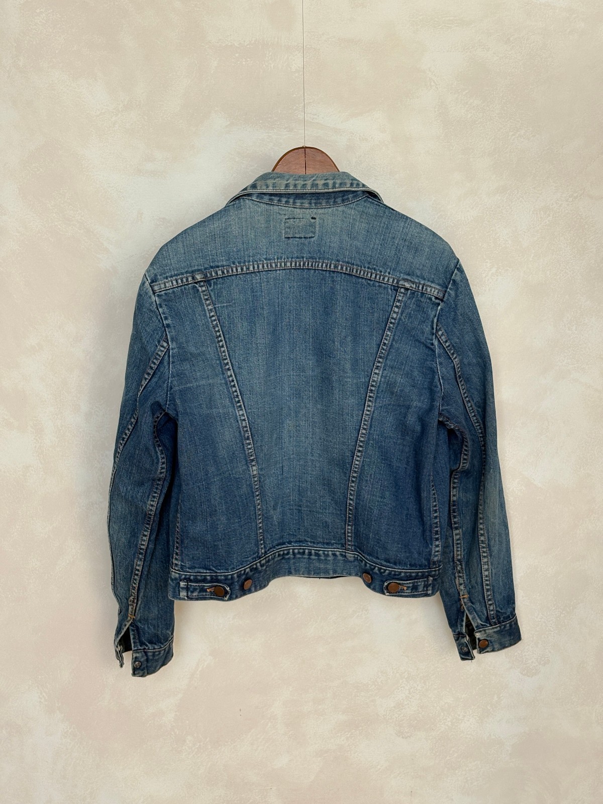 Size 44US / 54EU. Authentic 70s Maverick denim Jacket – Made in USA