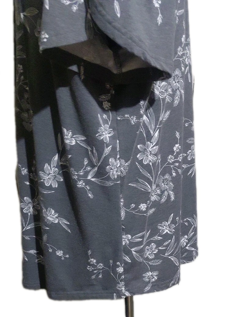 Anyhold XL Gray White Floral Pullover Top Layered Short Bell Sleeve Pleat Front