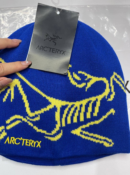 Arc’teryx Bird Head Toque Beanie Blue Yellow Logo NWT Unisex