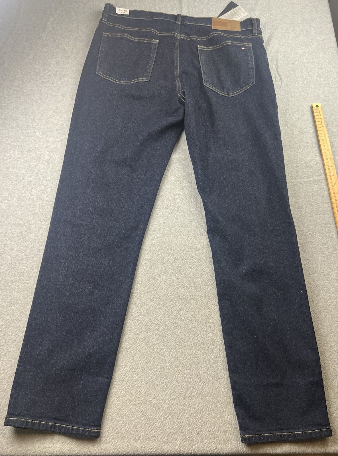 Tommy Hilfiger Men’s Delgado Slim Straight Jeans W36 L32 Stretch Dark Blue NWT