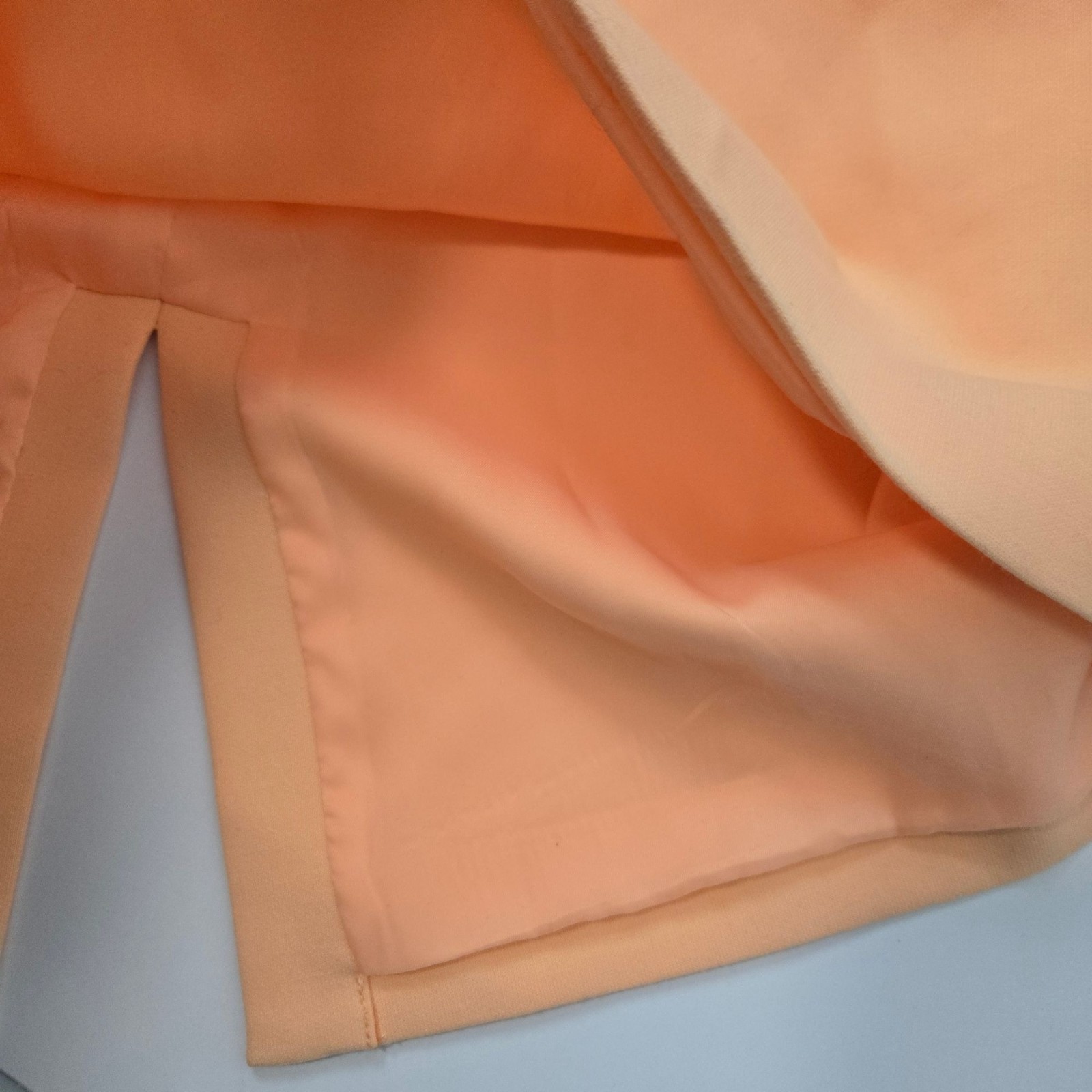 Elizabeth and James Size 8 Kenna Sunwashed Orange Mini Sleevess Dress Lined