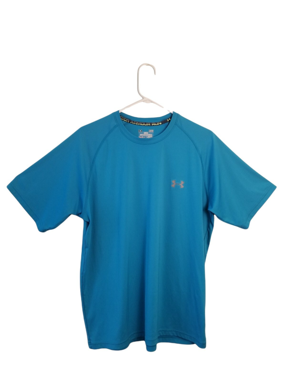 UNDER ARMOUR Blue Run Shirt Short Sleeve Men’s Size Large pit to pit 24in.