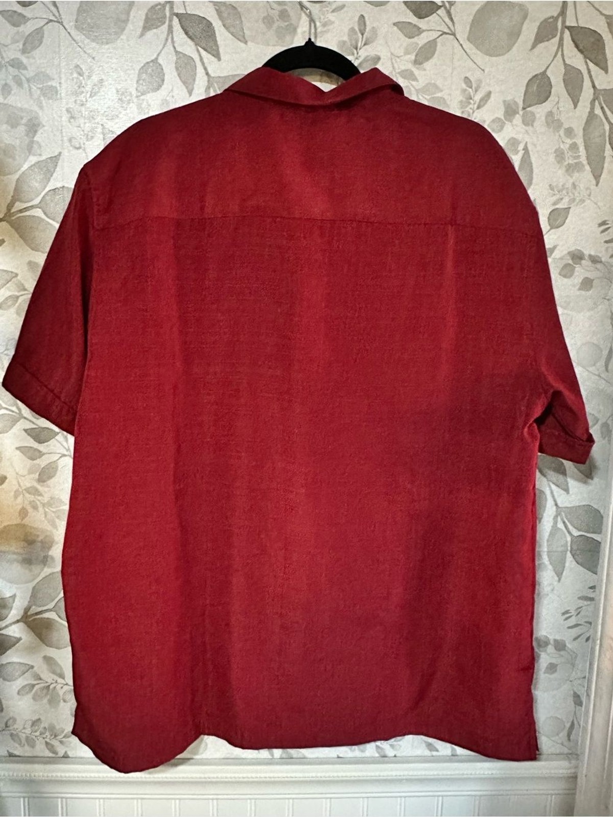 Cubavera Men’s Short-Sleeve Button-Down Shirt in Deep Red XL Travel Lightweight