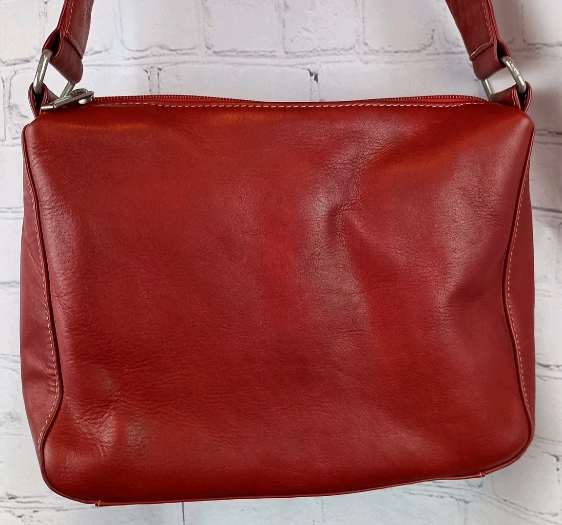 Le Donne Red Leather Shoulder Bag Purse