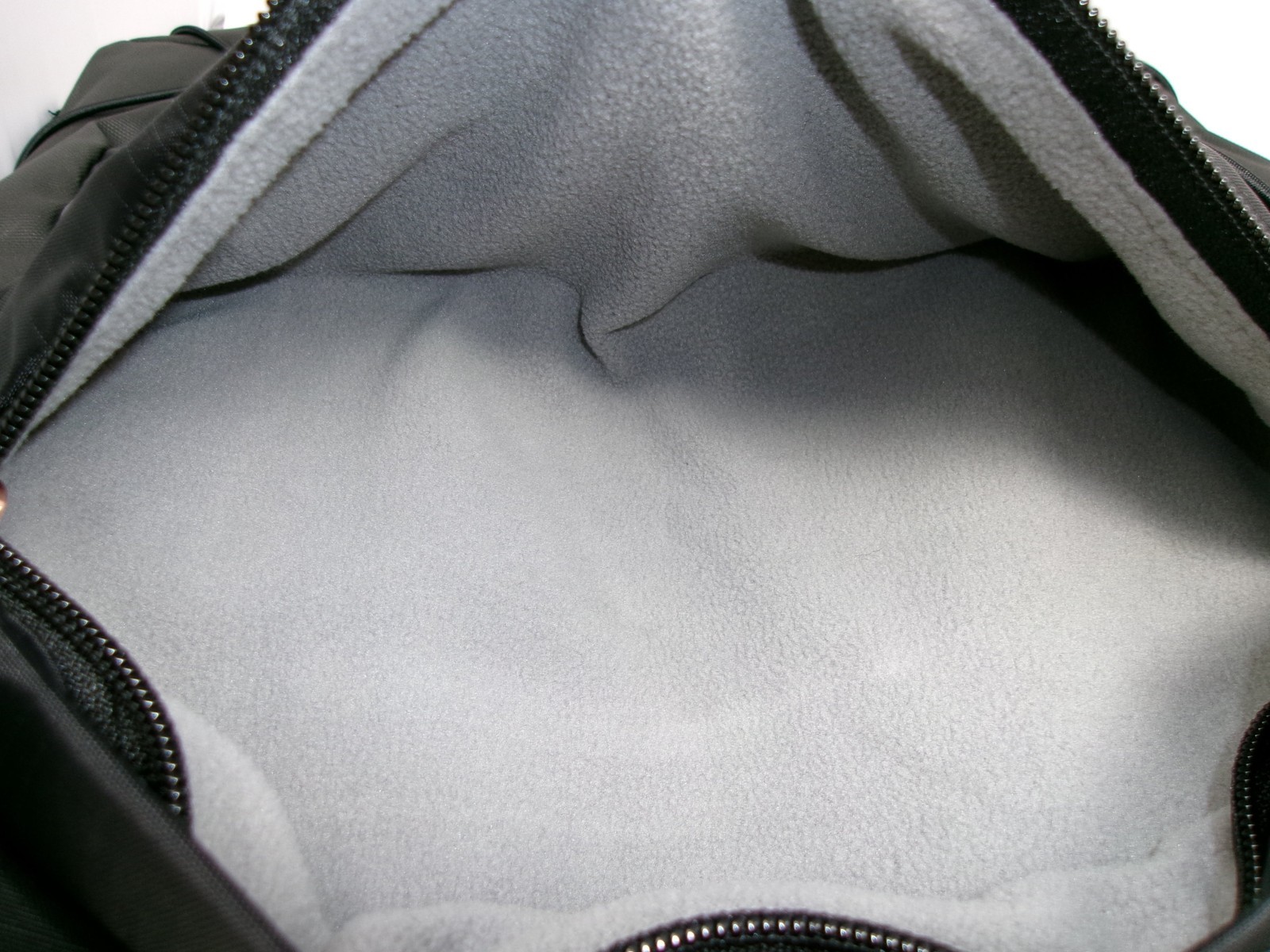 The North Face Women’s Borealis Backpack, TNF Black/Coral Metallic, OS – USED