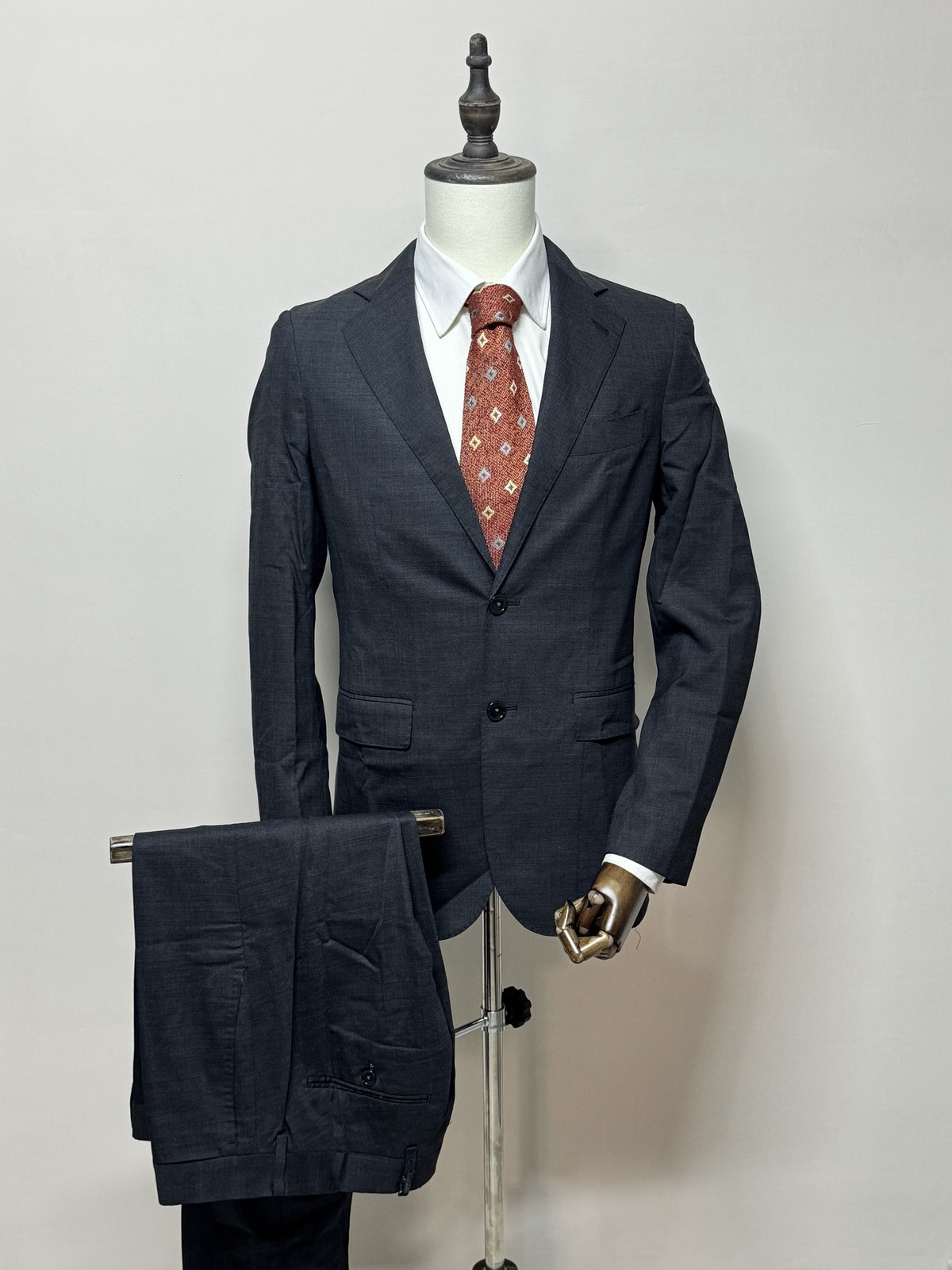 Mens Gutteridge Dress Wool Dark Grey Size 44 Solid