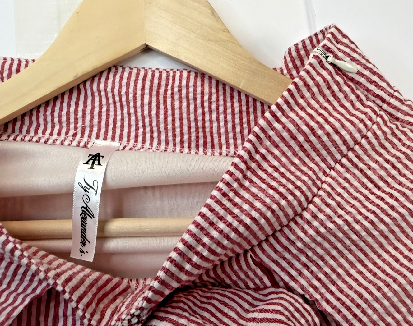 Ty Alexander’s Red White Seersucker Pinstripe Bow Mini Skirt Women’s Made In USA
