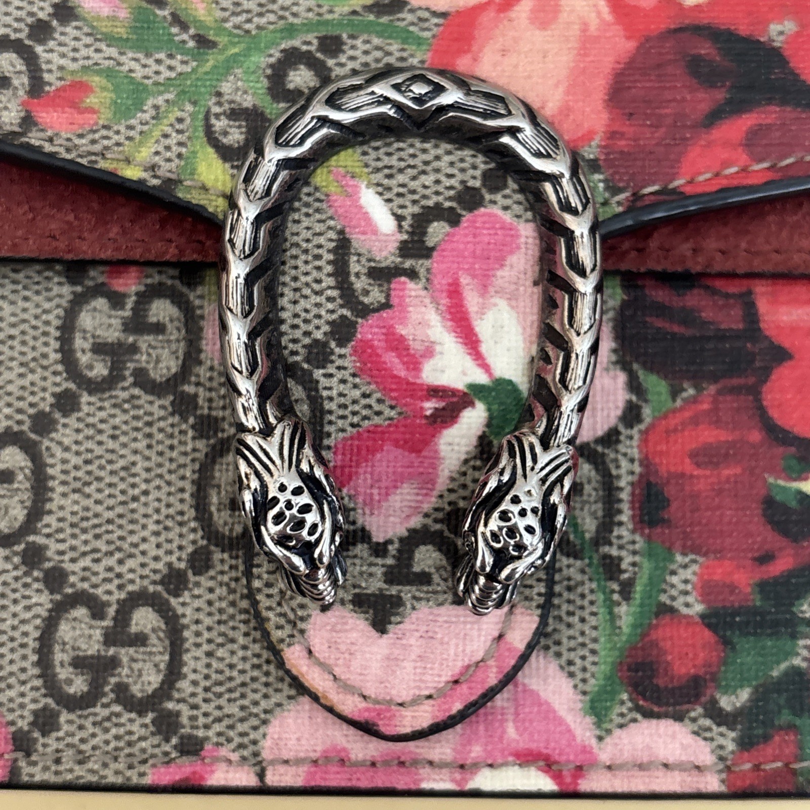 Gucci GG Supreme Monogram Blooms Mini Dionysus Shoulder Bag