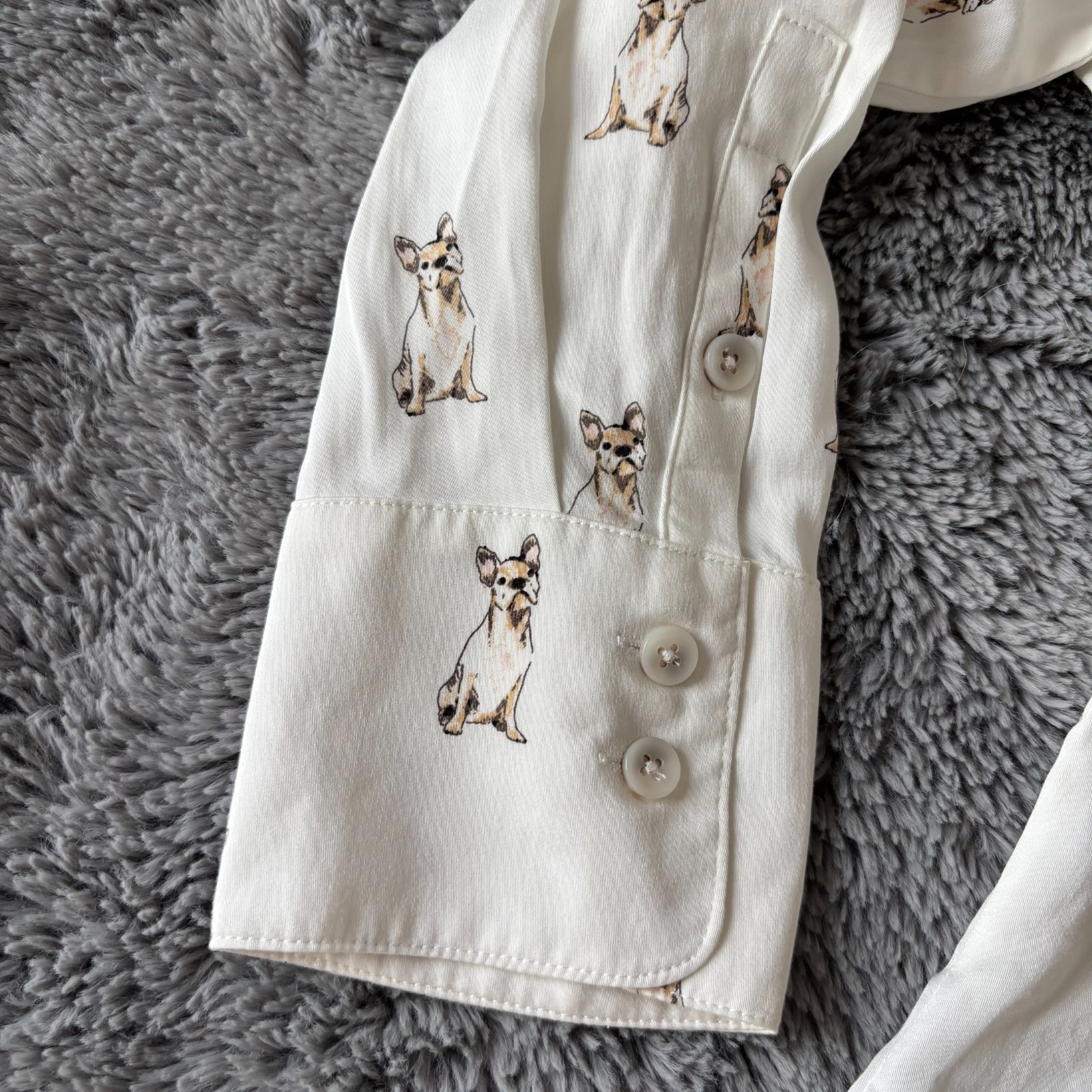 Chico’s Top Women’s 2 US Large 12/14 Button Up Blouse All Over Dog Print Tunic