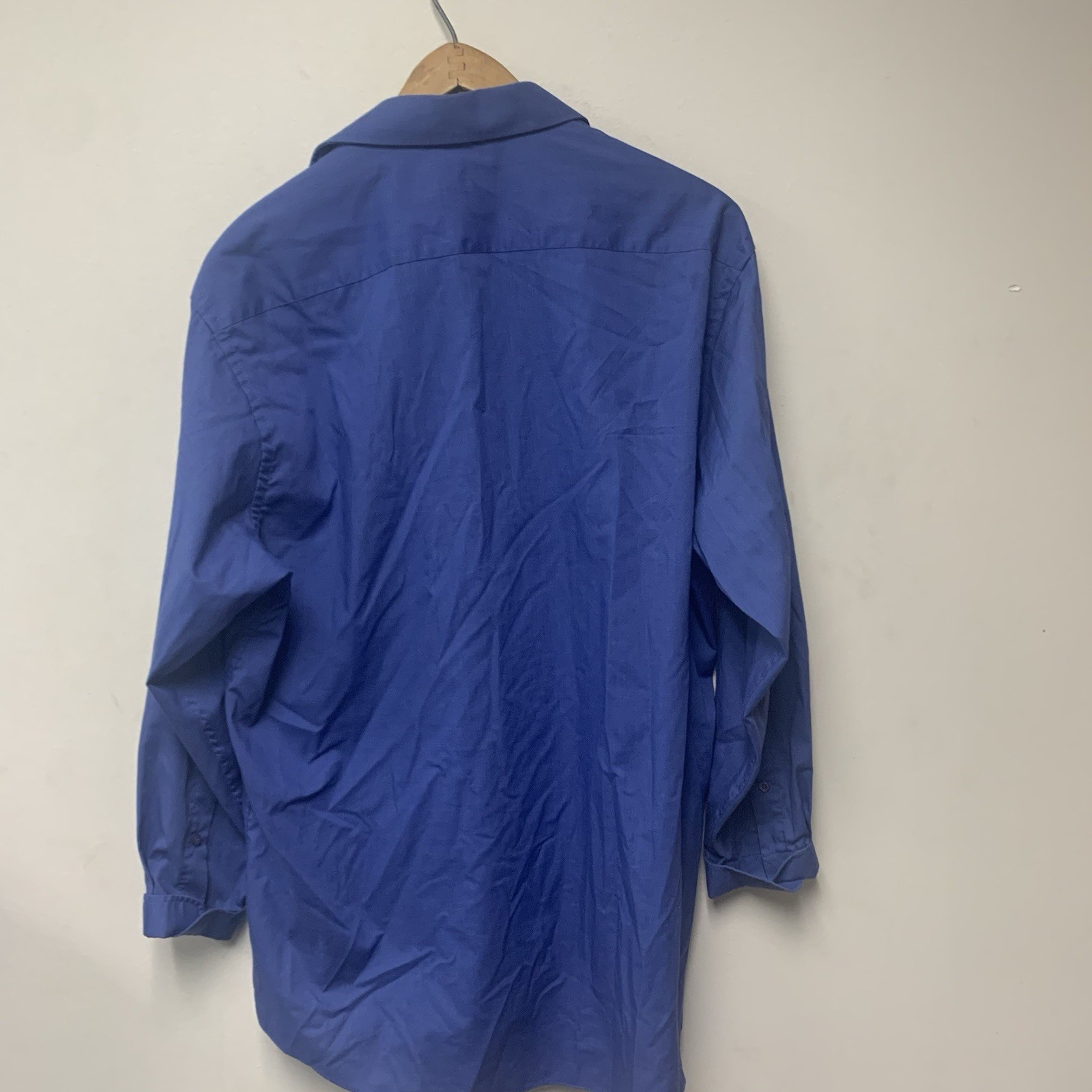 Pierre Cardin Mens 16 1/2 32/33 Long Sleeve Button Up Shirt 24 1/2” Pit to Pit