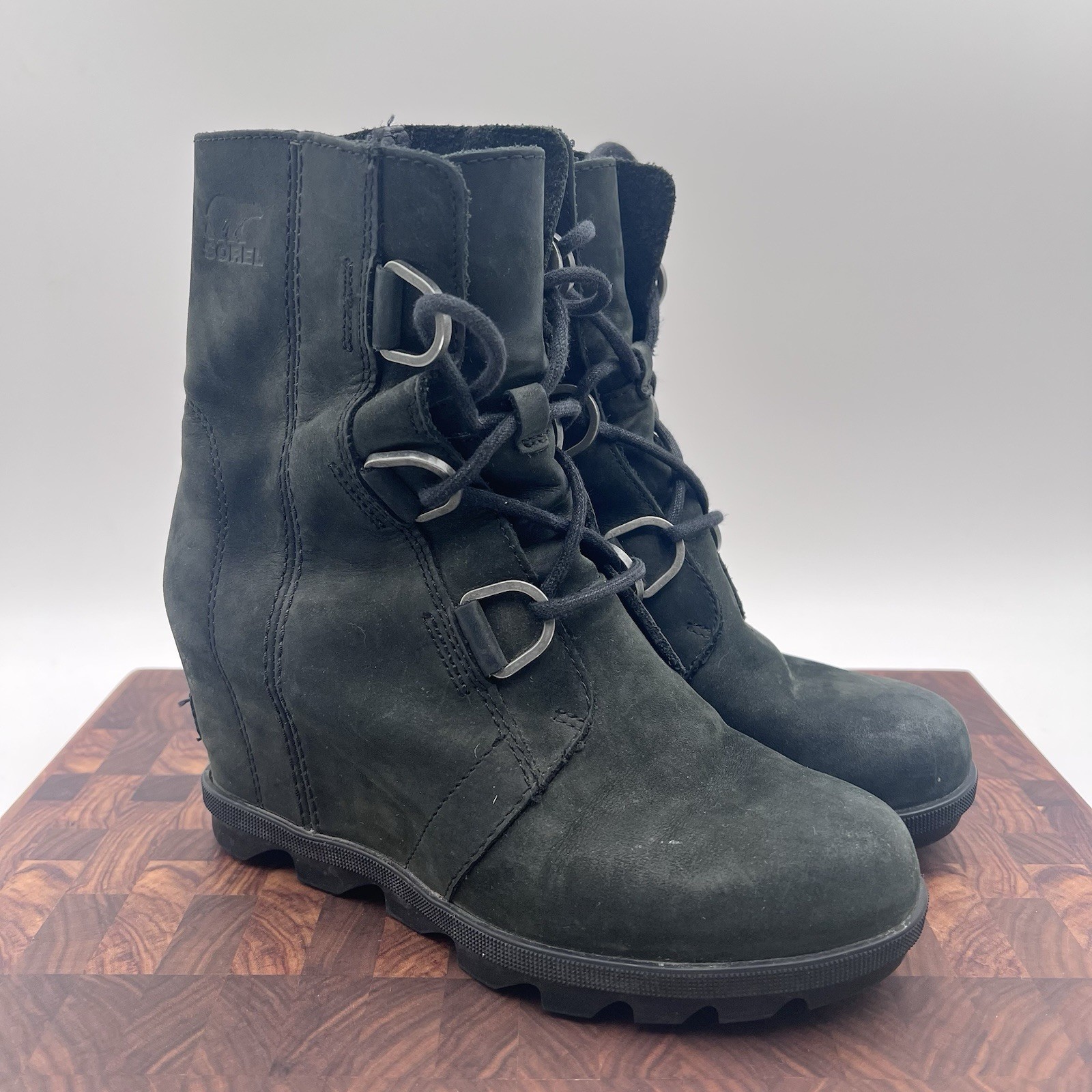 Sorel Women Joan of Arctic Wedge Waterproof Suede Boots Size 6.5 Olive Lace Up