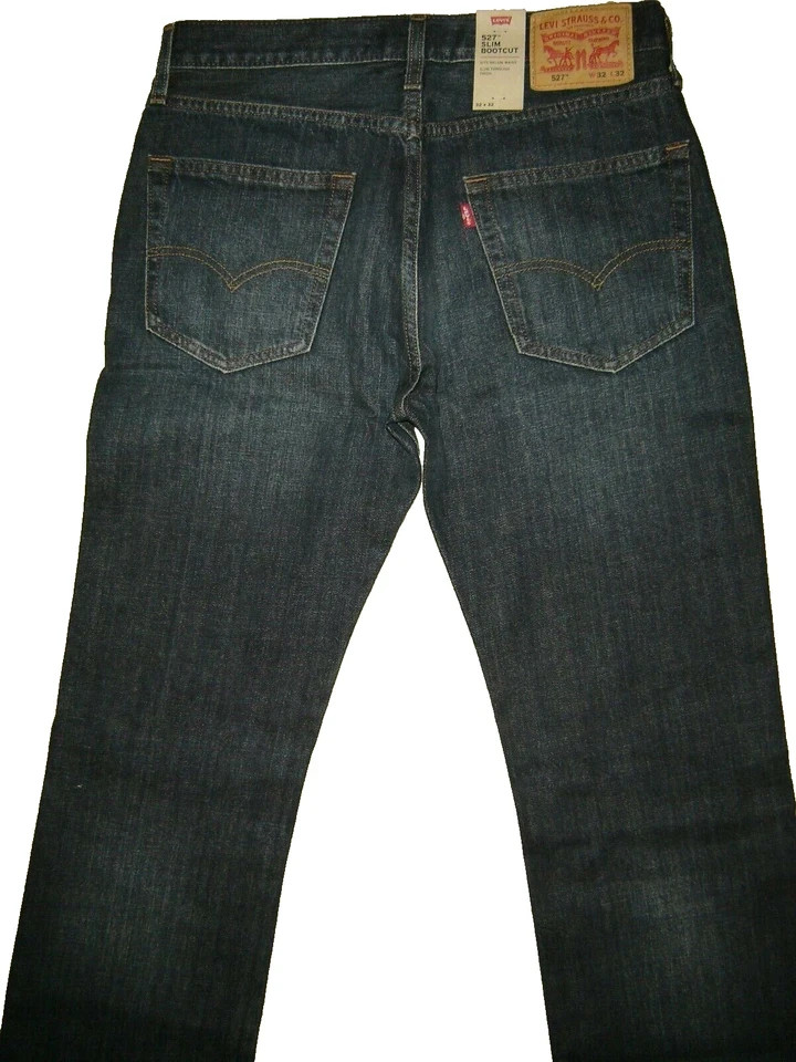 NWT Levi’s 527 jeans 32 x 32 Slim Boot Cut Retail $80 Style # 05527-4257
