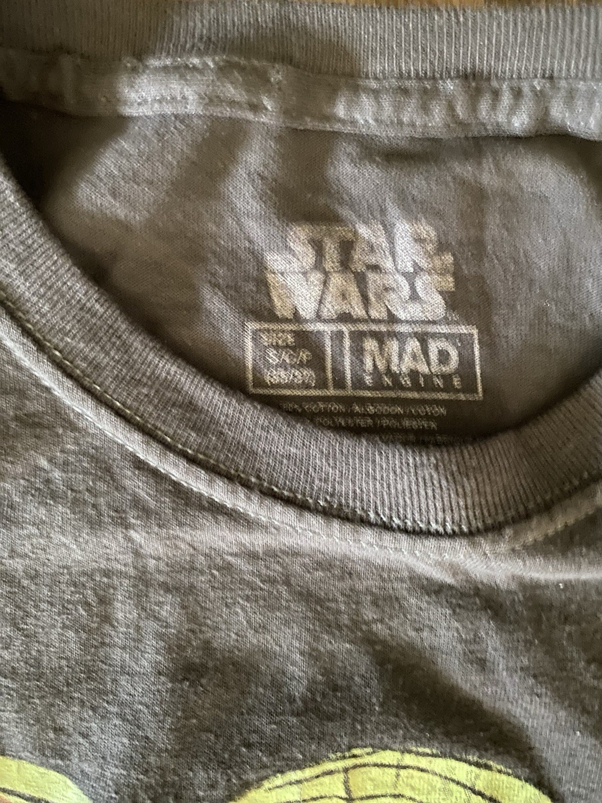 Mad Engine Boys Star Wars Grogu Graphic Print Gray T-Shirt Size S Crew Neck