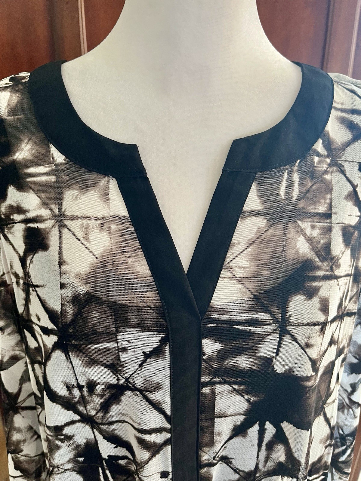 Alfani Sleeveless Black & White Abstract Tunic Top w/Asymmetrical Hem