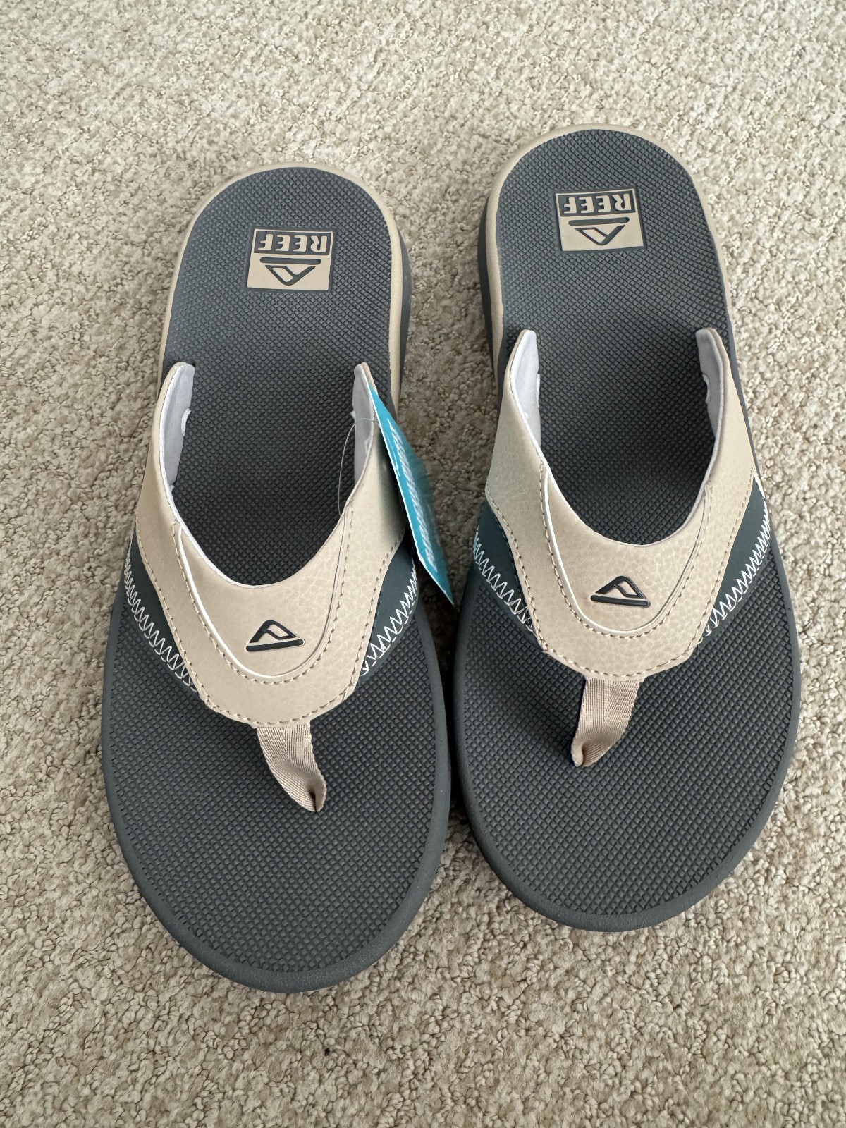 REEF Cushion Fanning Mens Sandals Flip Flops, Tan/Grey Men’s Size 11 – NEW!
