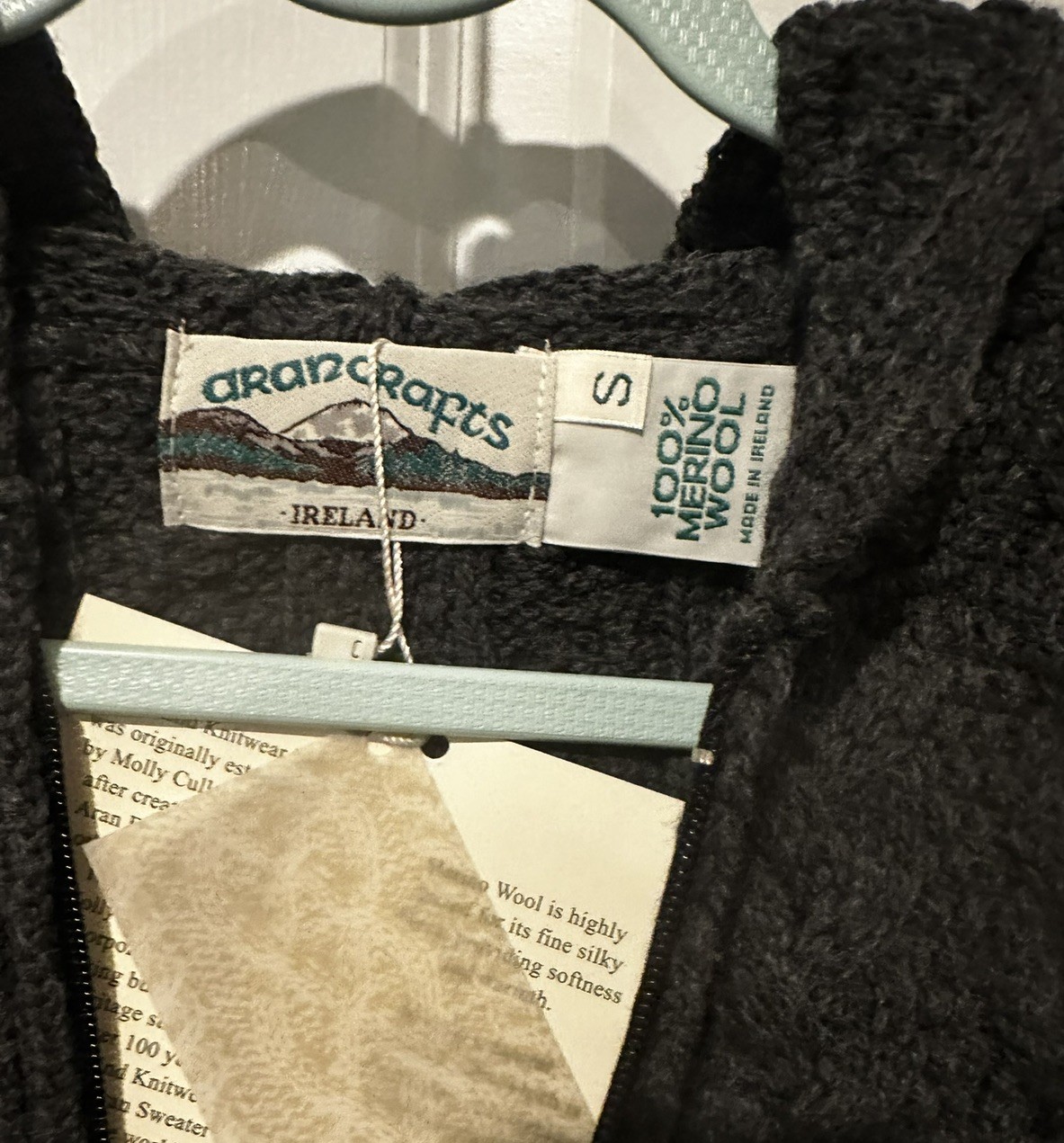 Aran Crafts Womans Hooded Coat With Celtic Knot Zipper Charcoal size S NWT