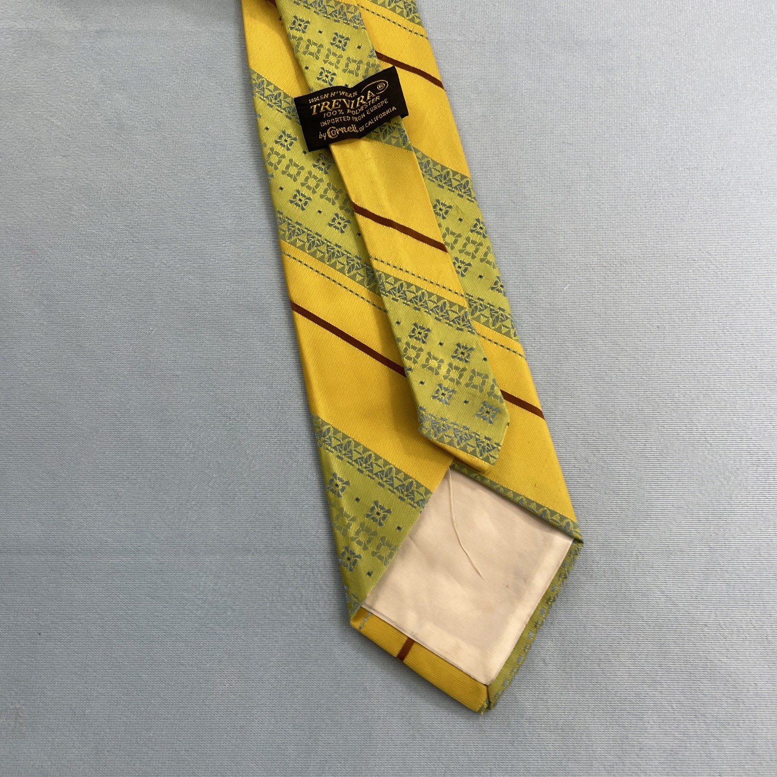 vtg 70s Trevira Cornel Swing Tie Southwest Rockabilly Stripe Yellow Green 4×57