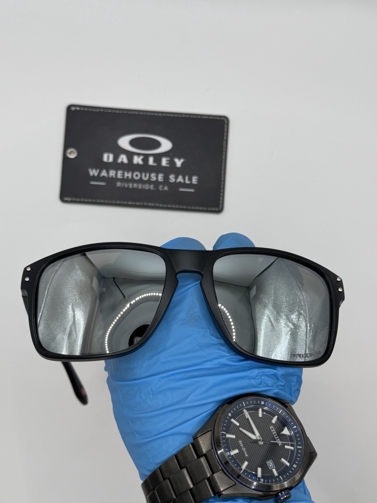 ( NEW) Oakley Holbrook XL -PRIZIM P