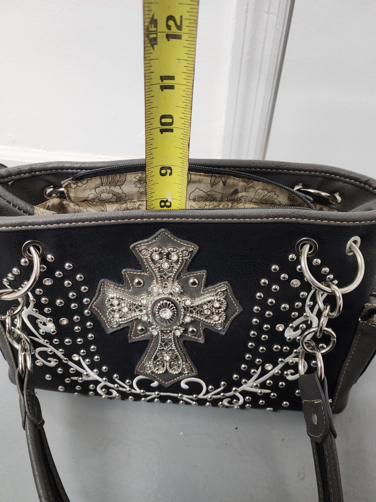 Vintage Y2K Rhinestone Cross Western Gothic Black Leather Handbag Purse