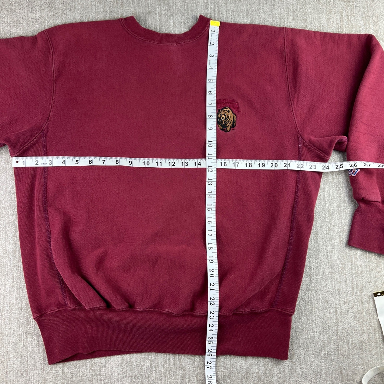 MV Sport Proweave Sweatshirt Mens L Maroon Montana Grizzlies Reverse Weave 90s