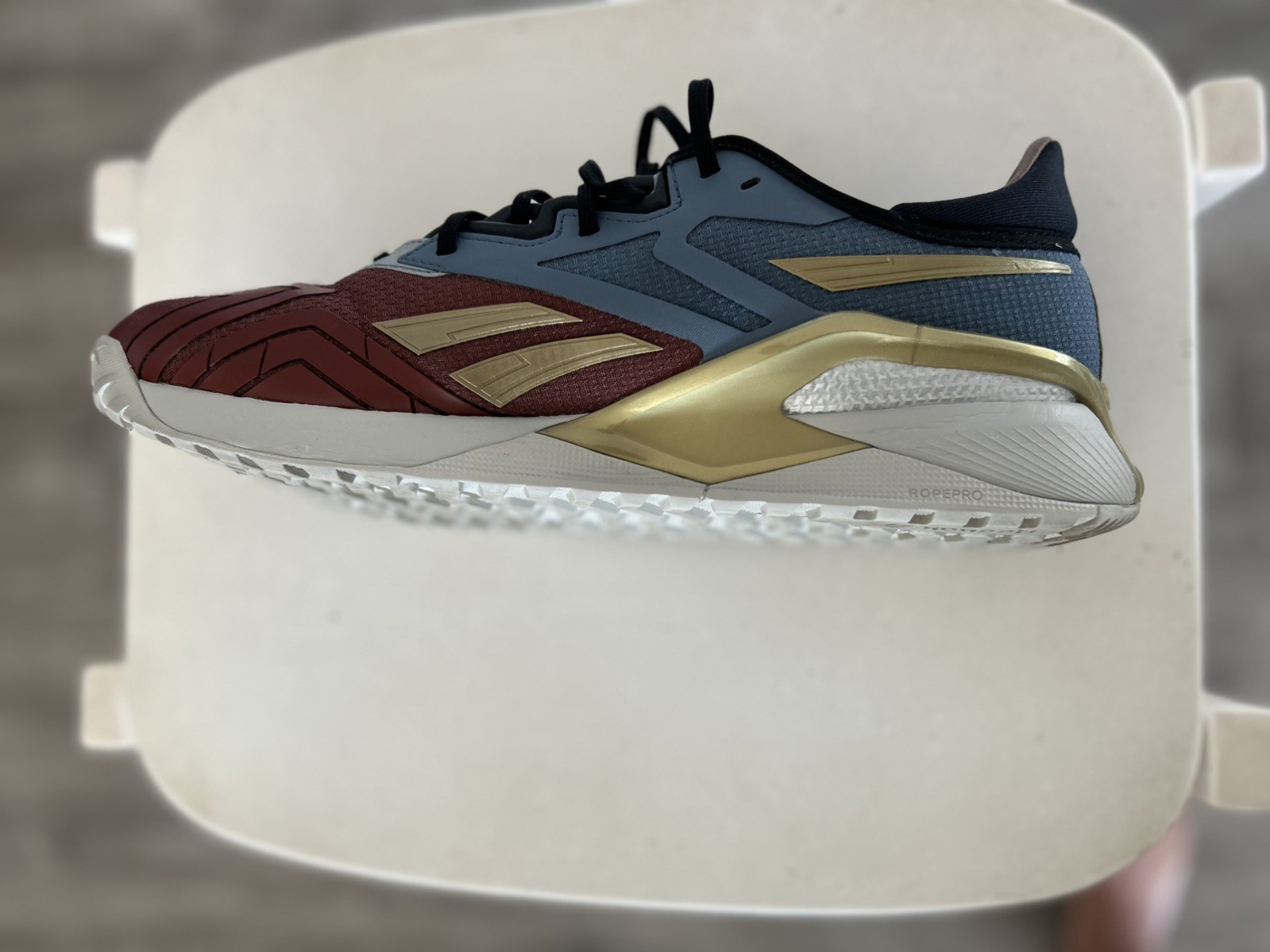 Men Reebok DC Comics Wonder Woman Nano X2 Training Shoes Red Blue Gold HQ4585
