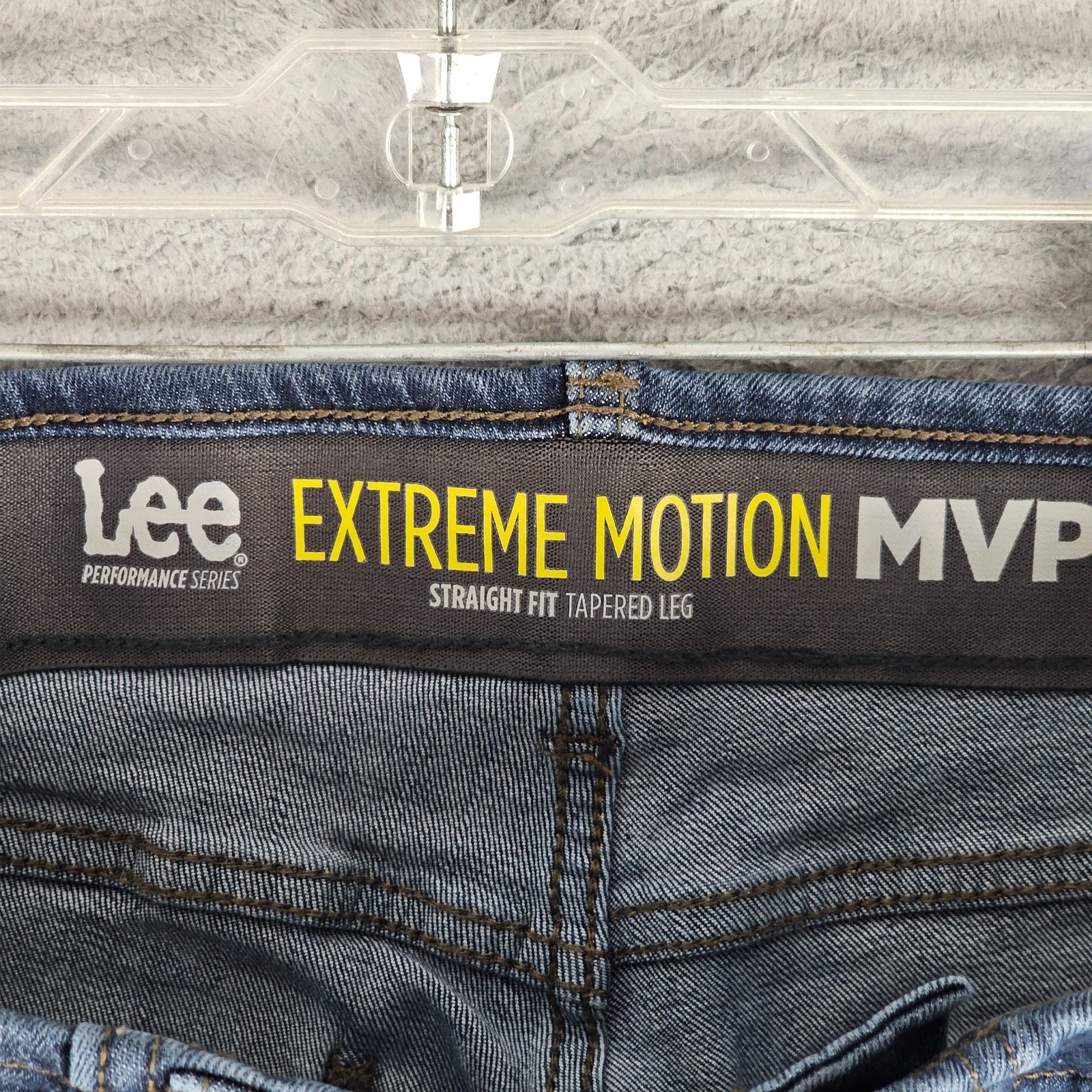 Lee Extreme Motion MVP Jeans Mens 34×30 Faded Straight Fit Tapered Leg Waistband