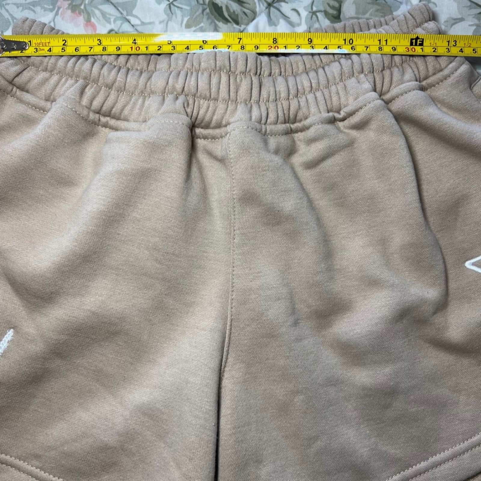 Mitch Flippo MFG Tan Embroidered Star Ardore Sweat Shorts Beige Womens Medium