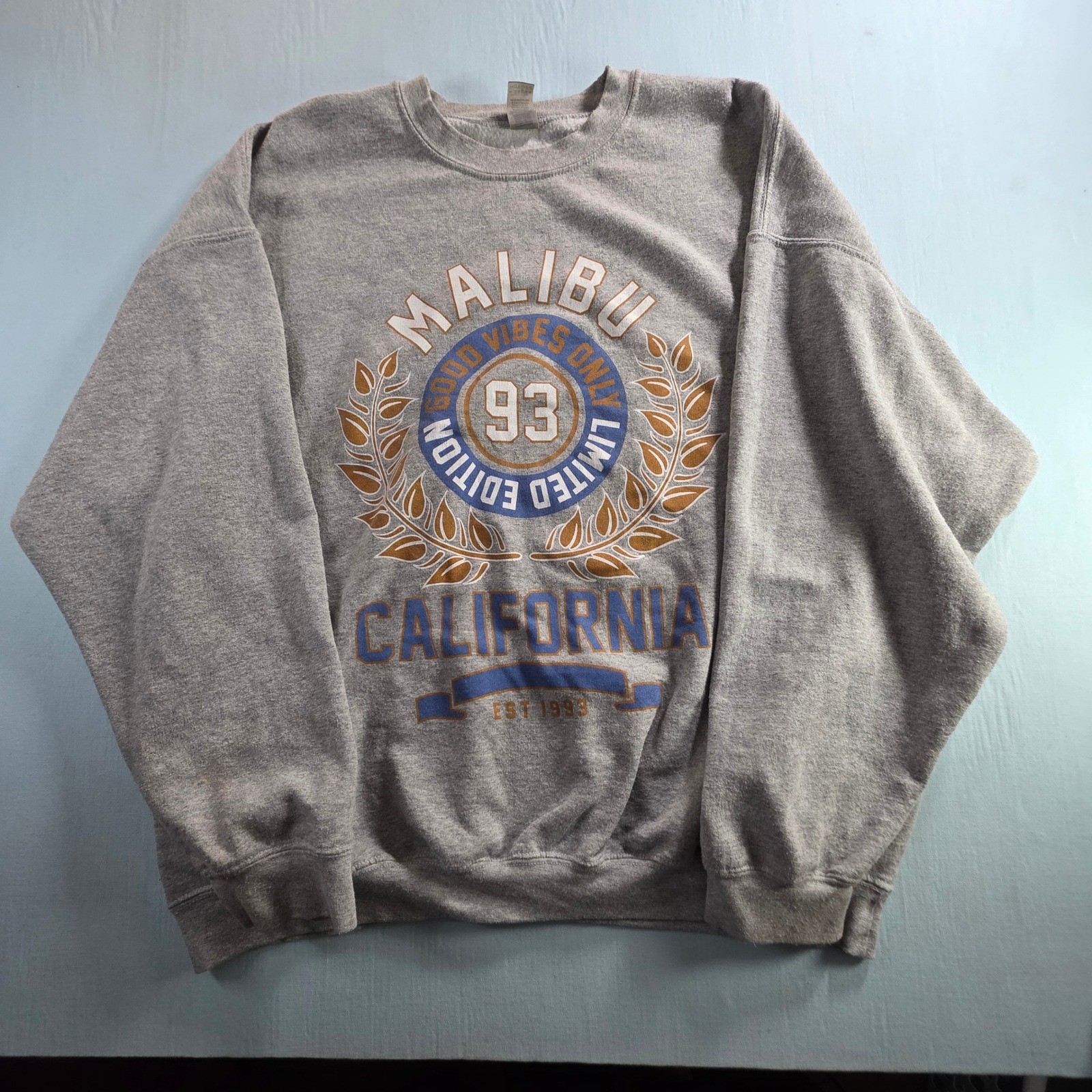 Gildan Malibu California Good Vibes Only Sweatshirt Gray 2XL 93 Limited Edition