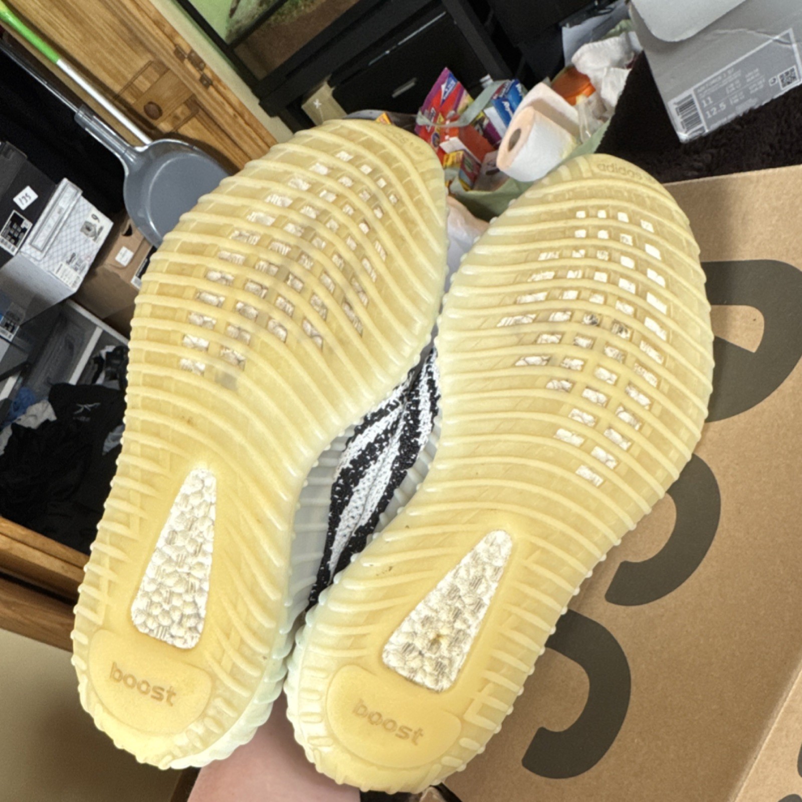adidas Yeezy Boost 350 V2 CP9654 Zebra White Black Red Kanye West Sneaker
