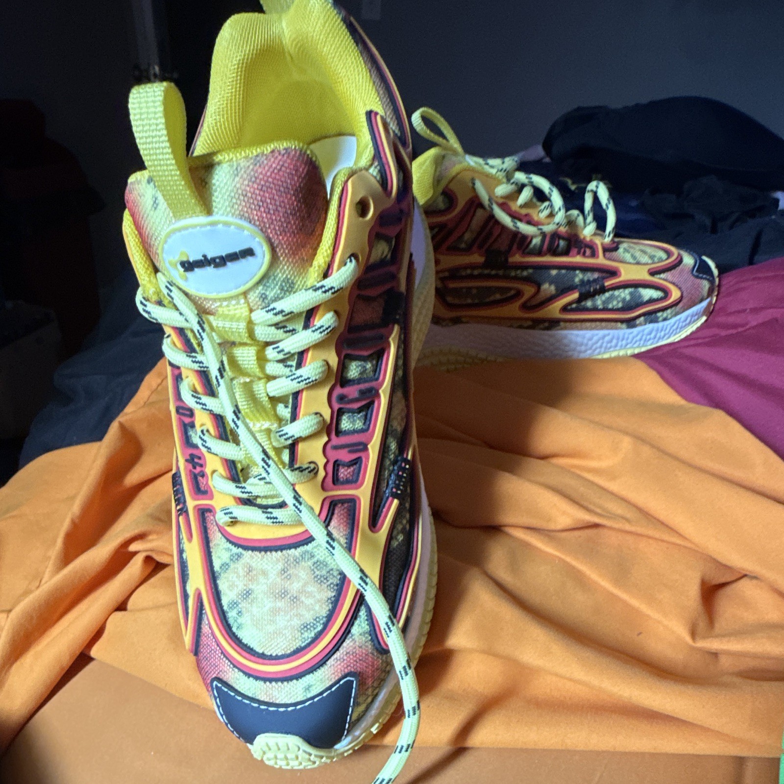 John Geiger 004 Sneakers Men’s Size 6 Excellent Condition Rare Colorway