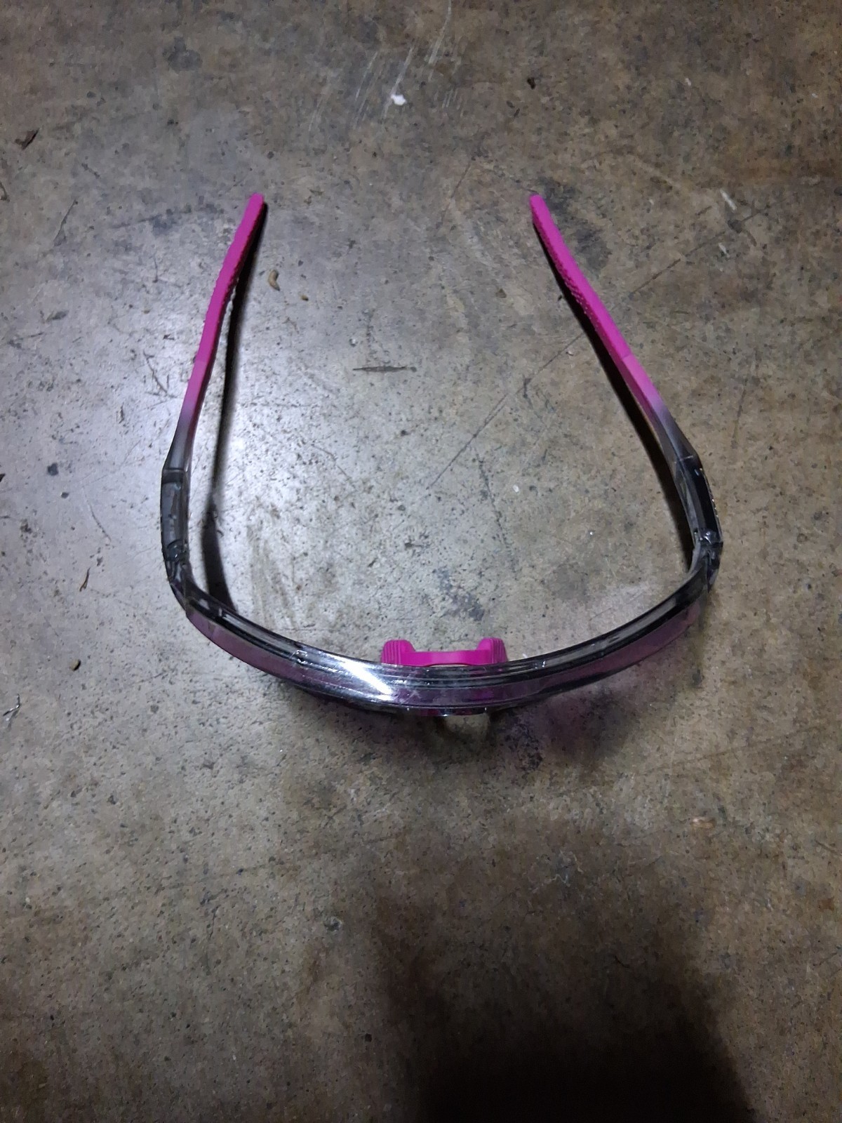 100% S3 performance sunglasses with a purple mirror lens