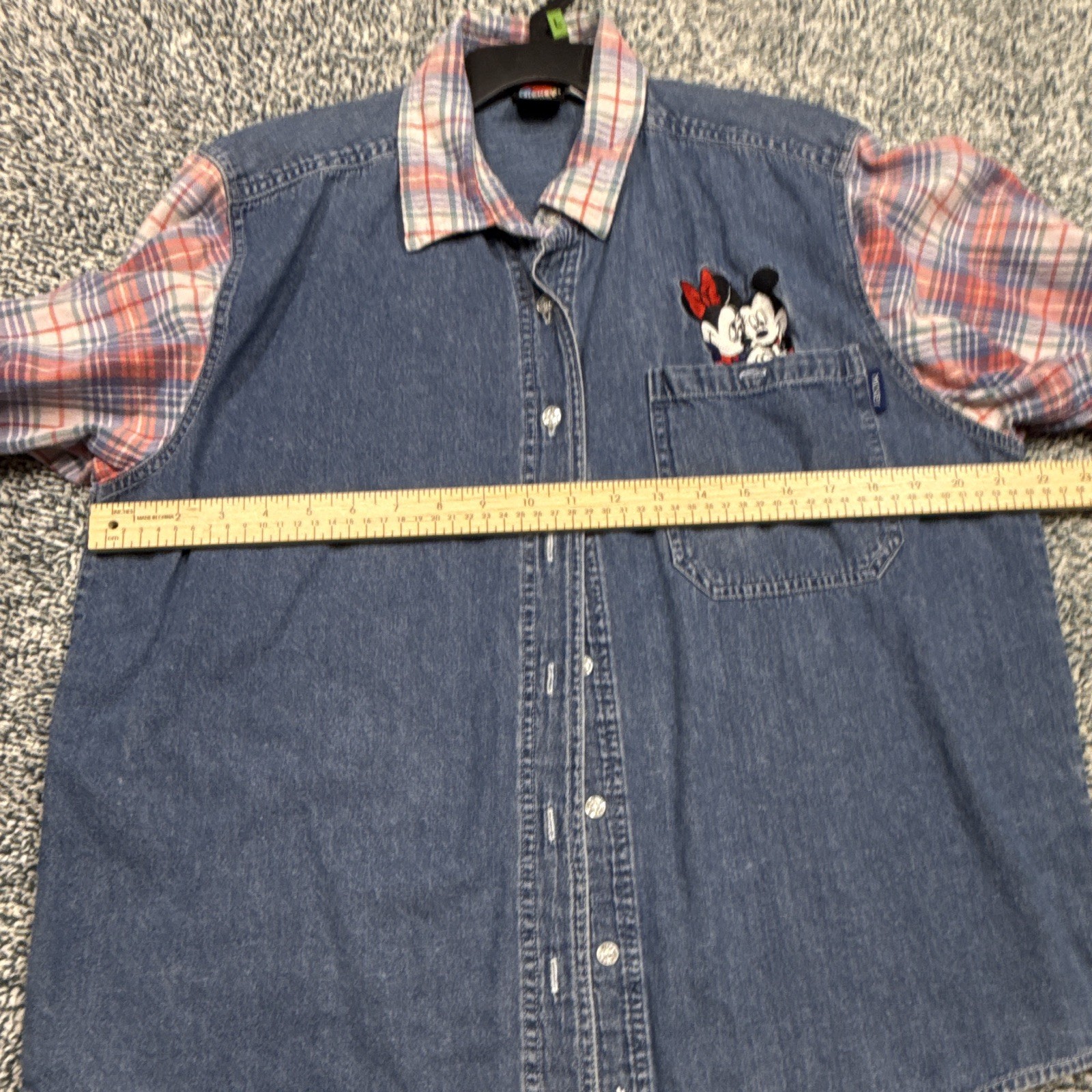 Mickey Unlimited Men’s L Plaid Denim Button-Up Long Sleeve Pockets