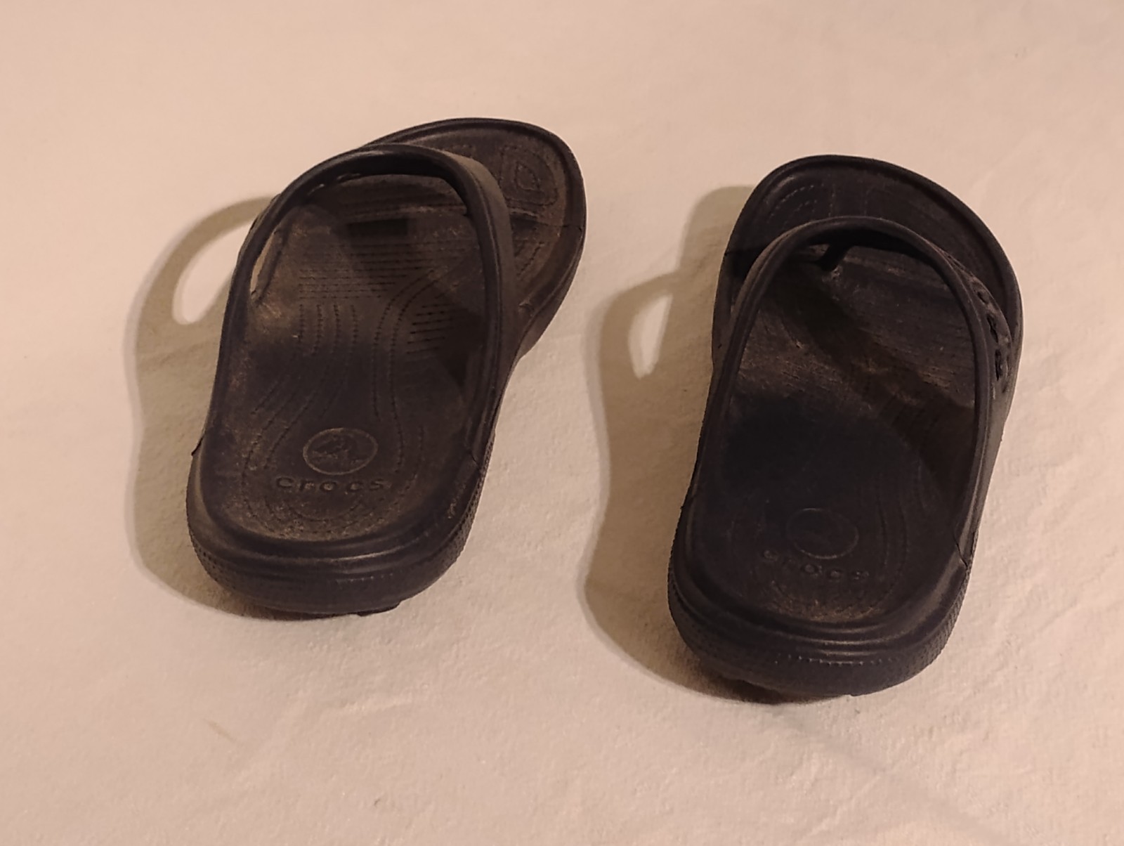 CROCS Black Slip On Lightweight Flip Flop Thong Sandal Size:W9 M7 *VGUC*