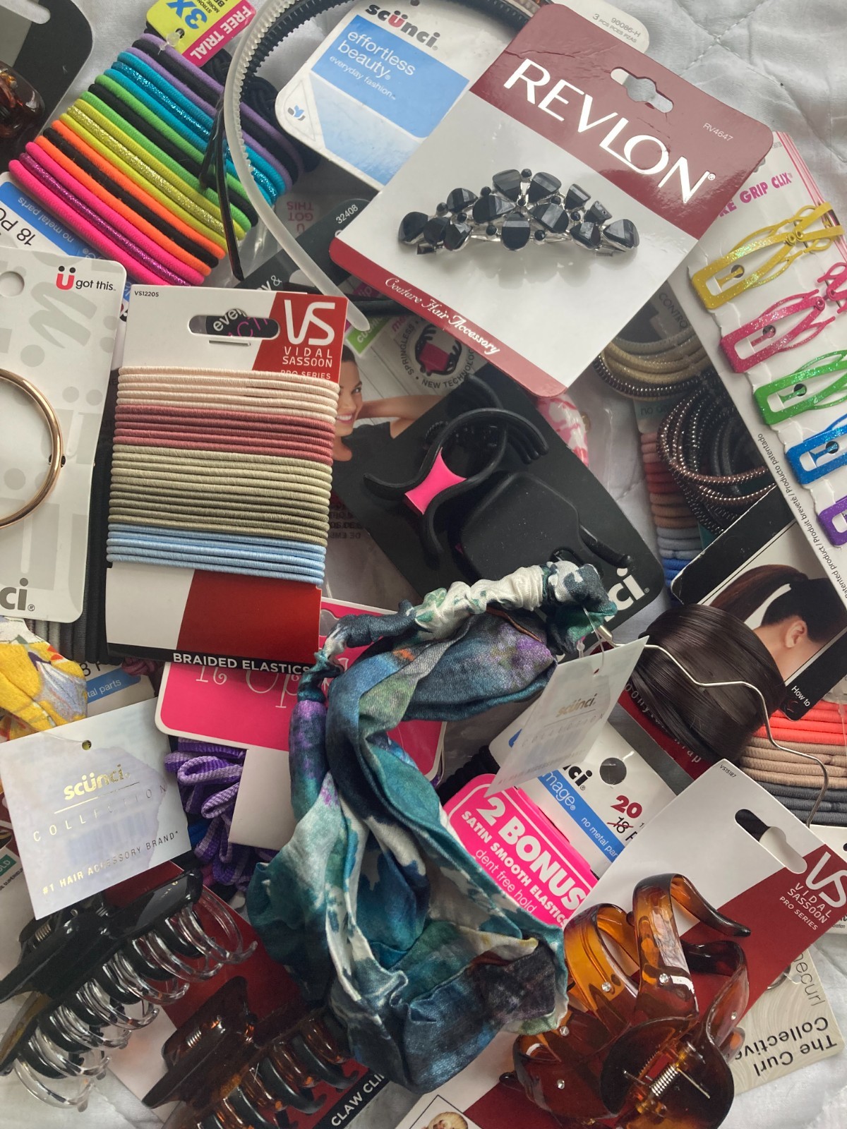 50 Pcs Wholesale Scunci Revlon Vidal Sassoon Assorted Hair Accessories Hair Ties