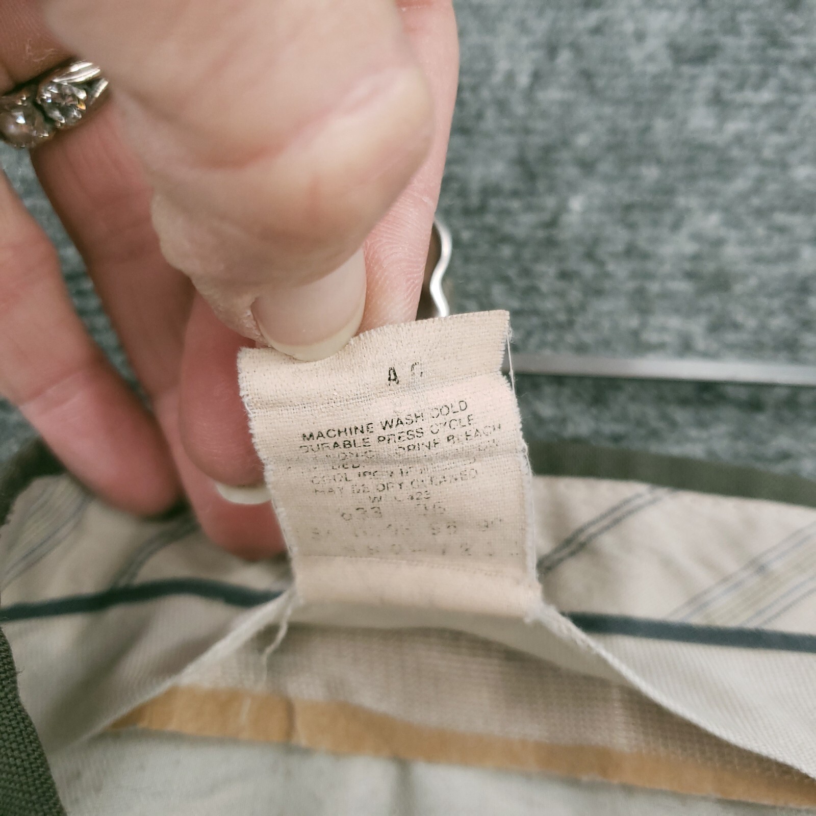 VINTAGE Levis Dress Pants 34×30 Green Travelers Trevira Pleated Straight Trouser