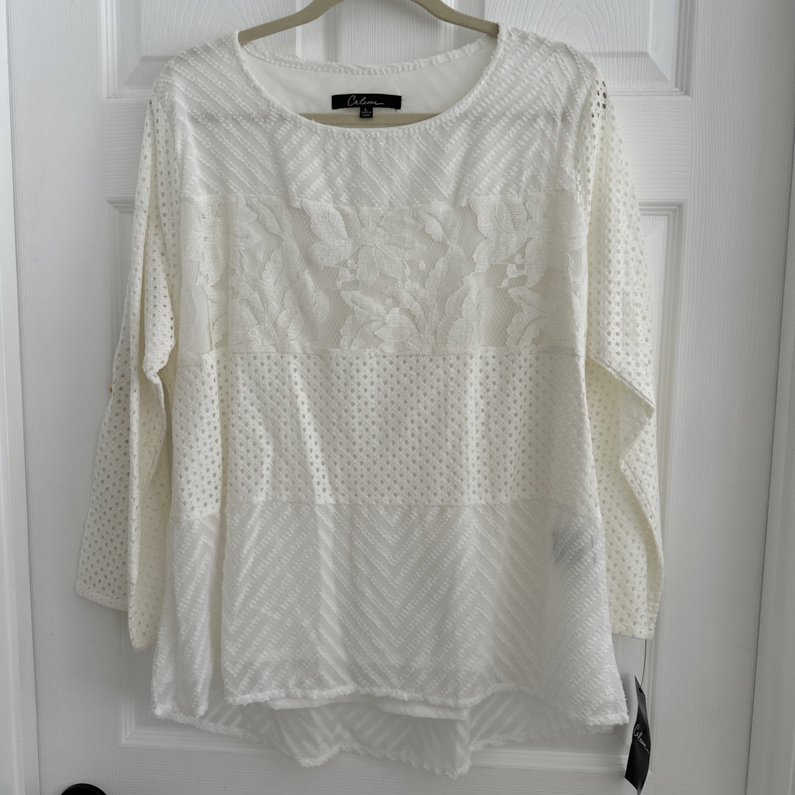 Calessa Tunic Top Blouse Size Large Ivory 3/4 Roll Tab Sleeve Lace Overlay NWT