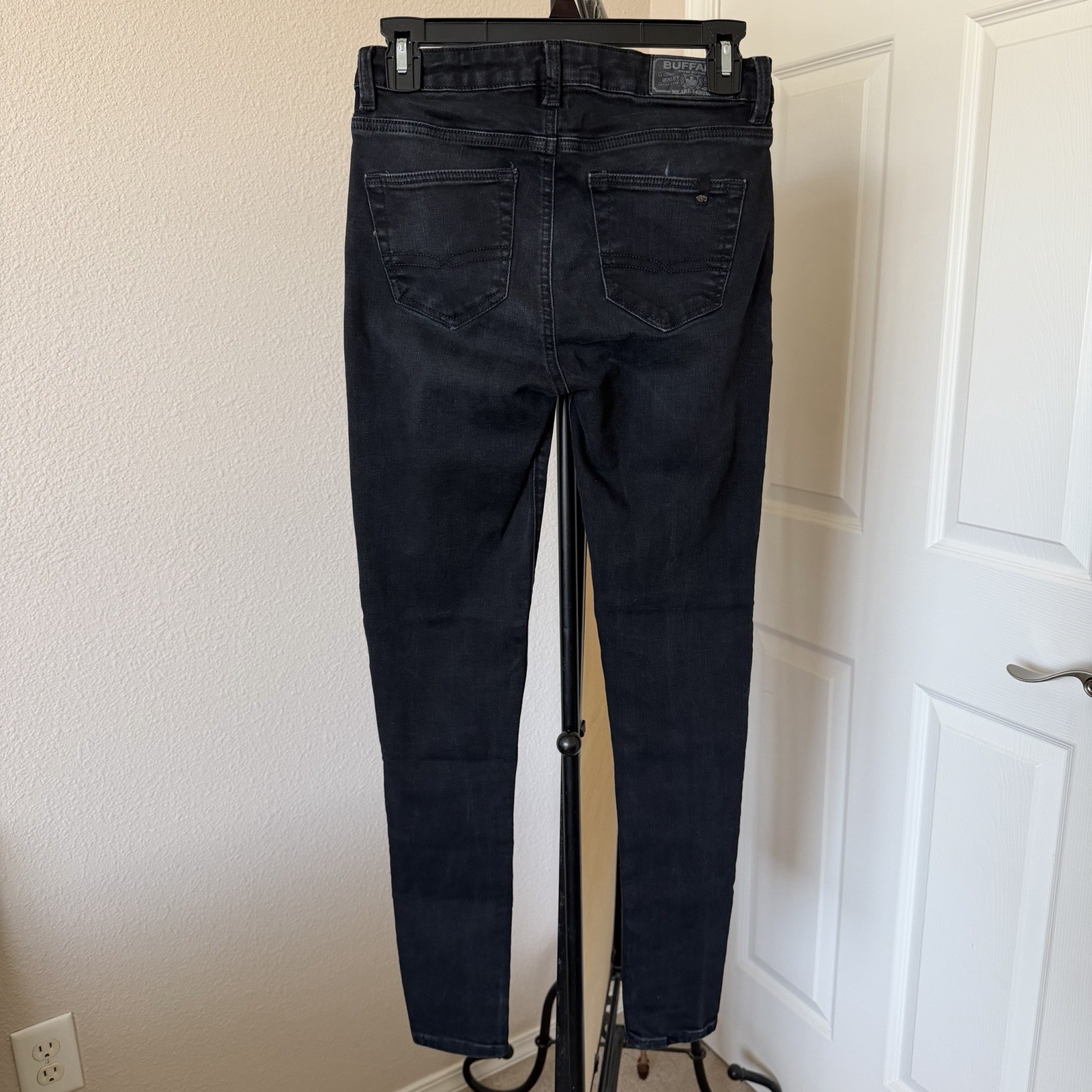 Buffalo David Bitton women’s size 26 black mid-rise skinny jeans grunge gothcore