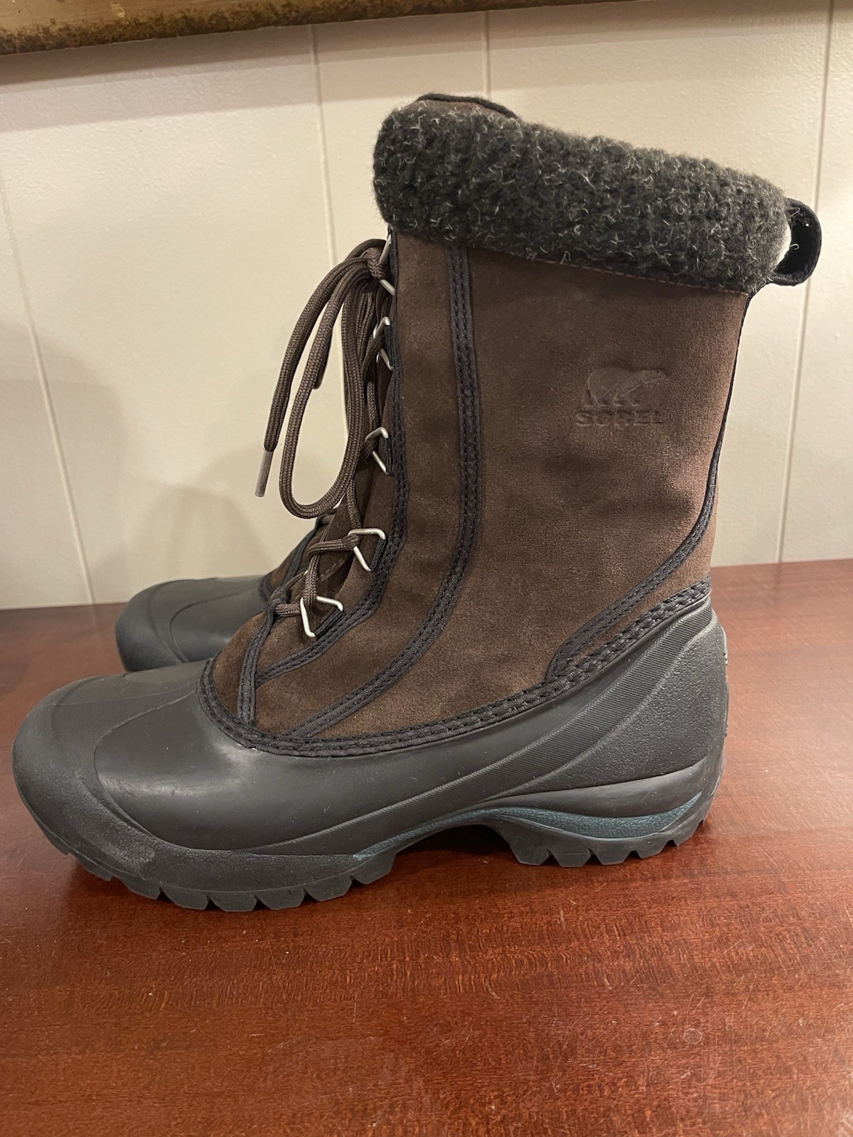 Sorel Thinsulate Women’s Size 9 Brown Suede Fleece Lining Snow Boots NL1579-248