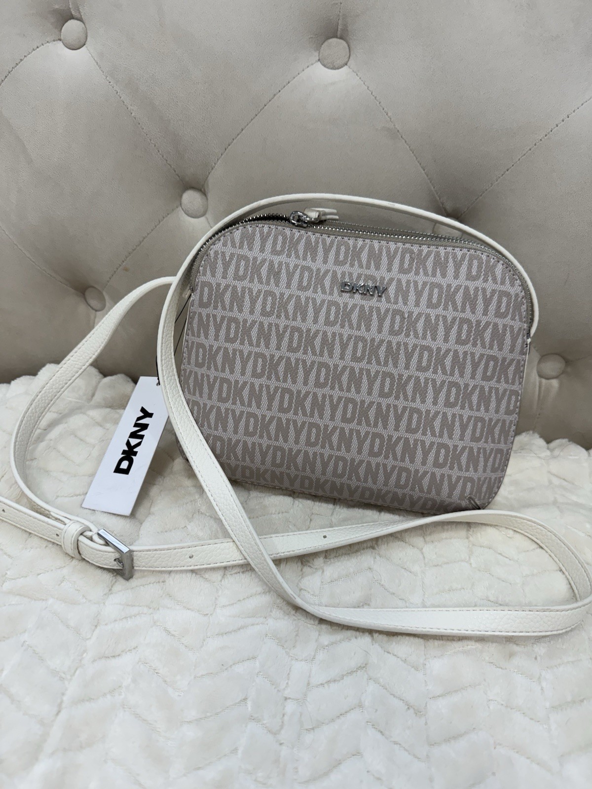 DKNY Logo Print Women’s Crossbody Bag Gray/White Double Zip Adjustable Strap