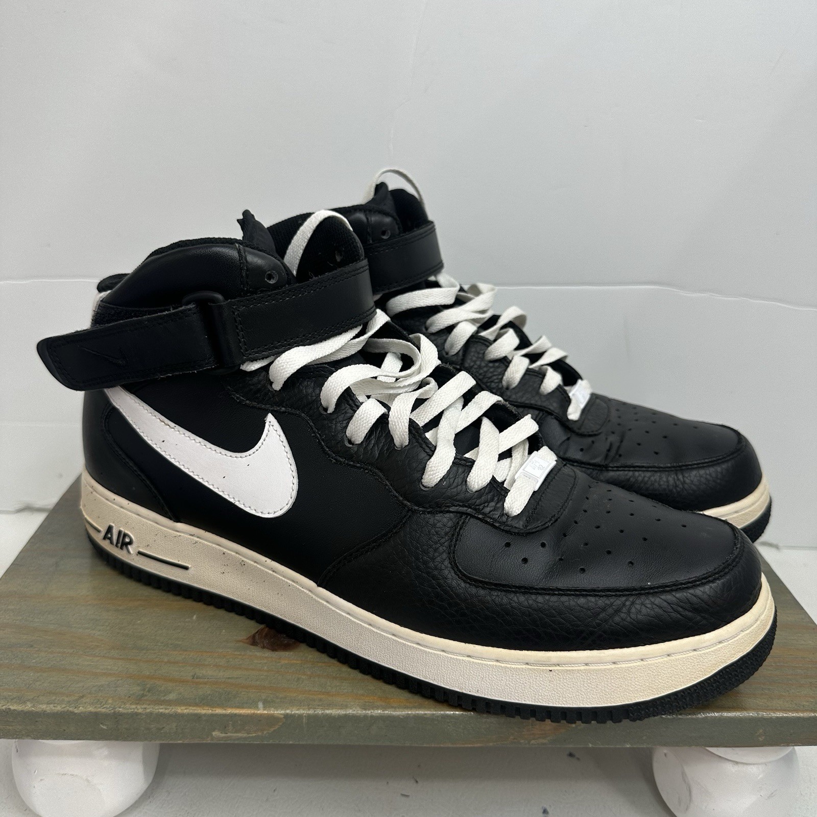 Nike Air Force 1 Mid ’07 Black 2011 US Men’s size 14 315123-010 *vintage* Lace