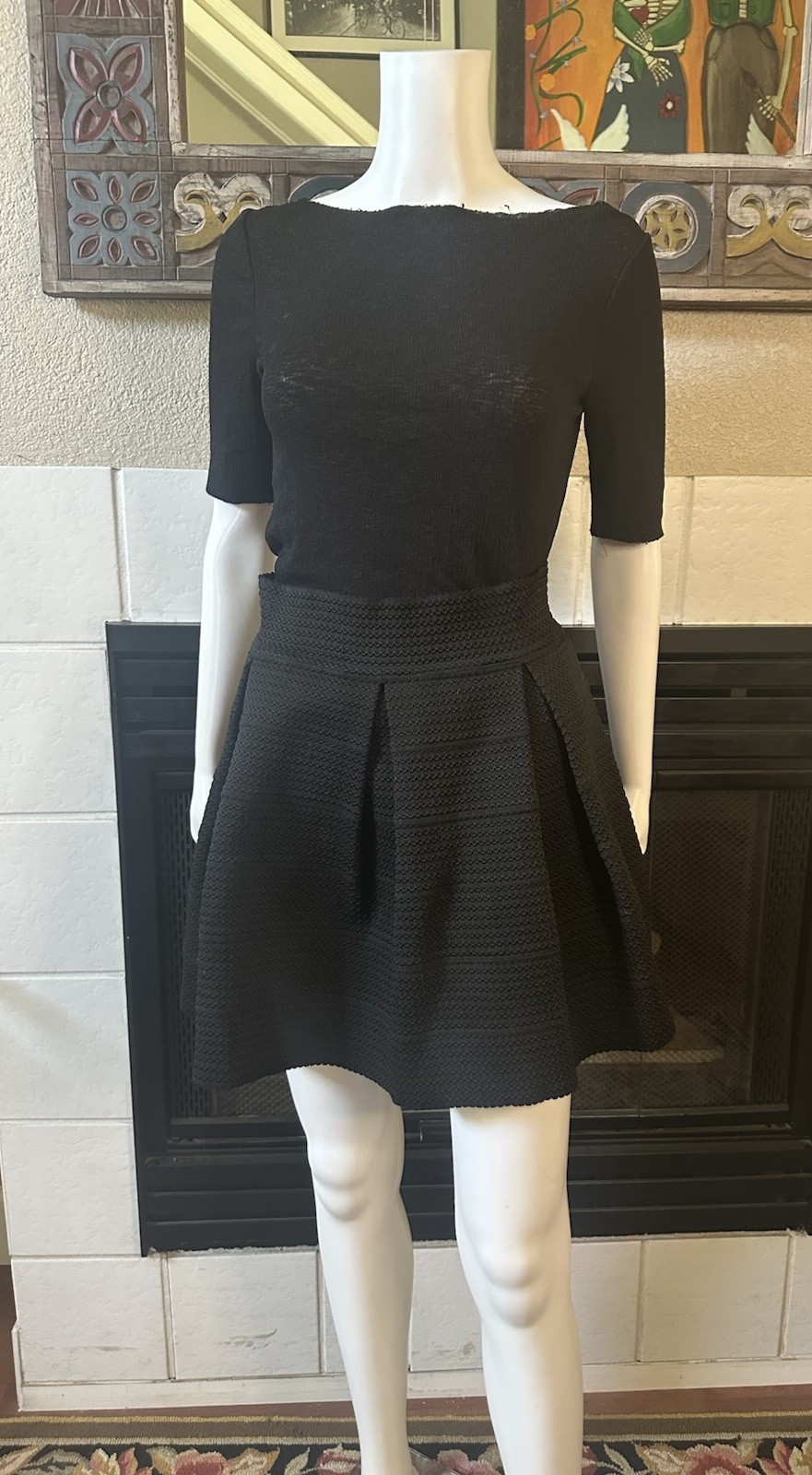 Finesse Black Mini A-line Skirt Size Small Length 17” Zipper Closure
