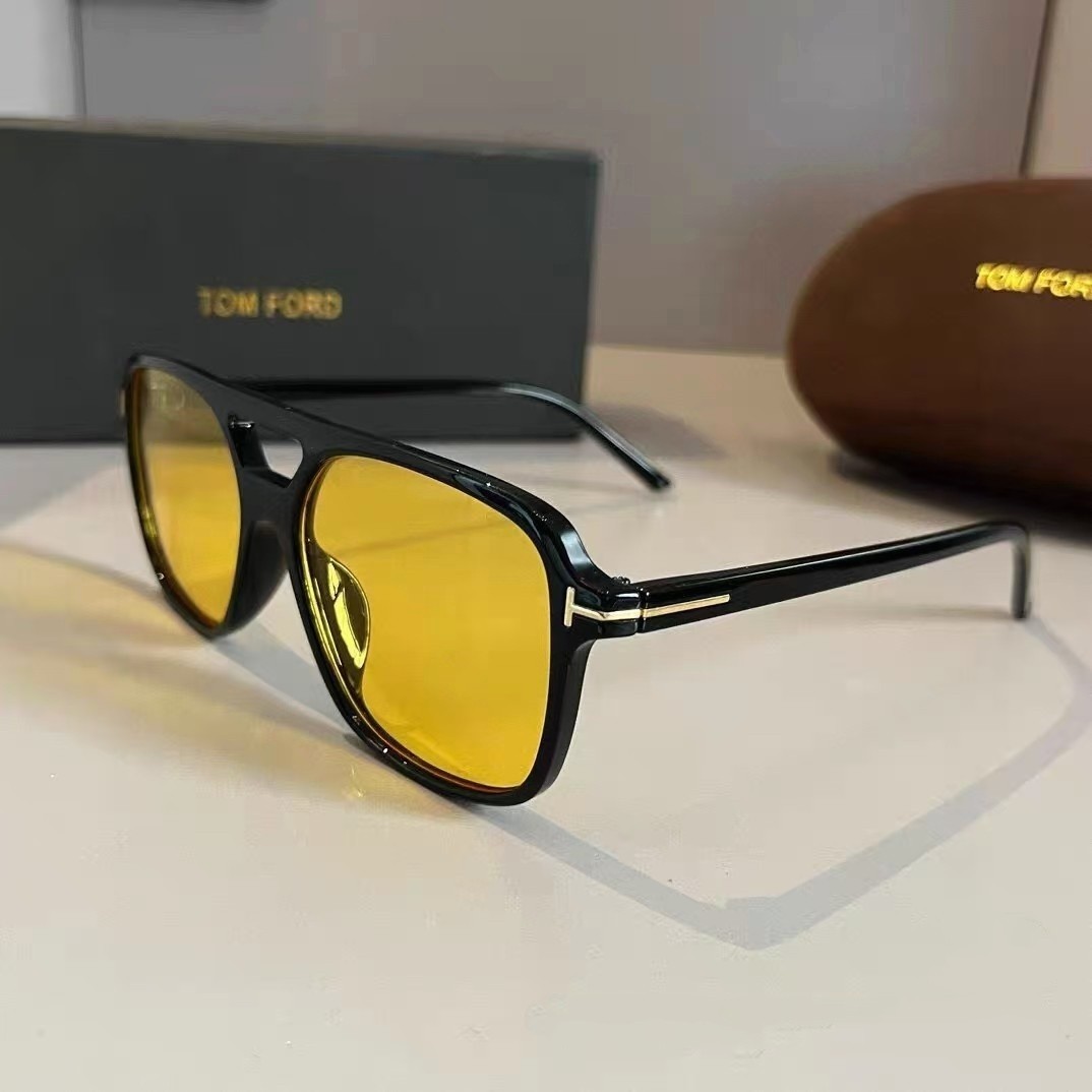 Tom Ford Black Frame Brown Lens Sunglasses 6018-140