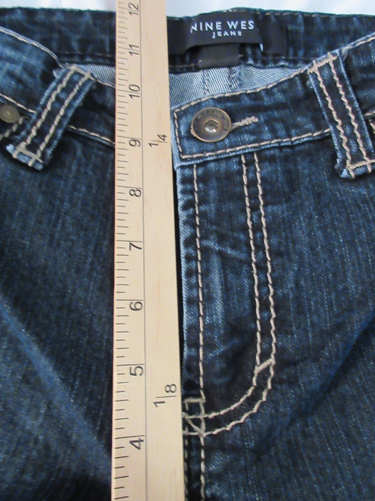 Nine West Date Night Capri Jeans Size 12 Ankle Zip Mid Rise W-33 R-10 L-23 1/2