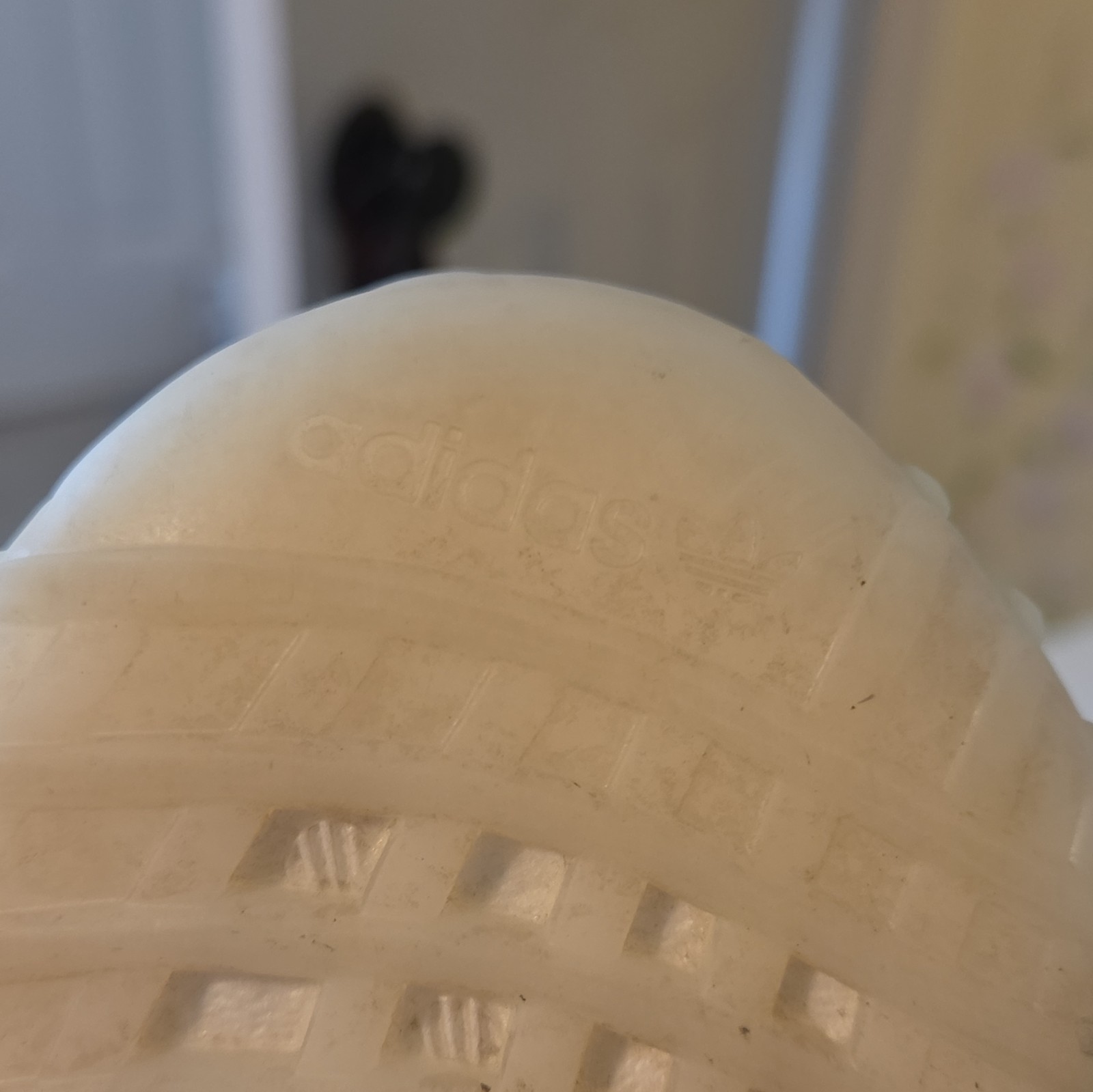 adidas Yeezy Boost 350 V2 “Bone” Bone/Bone/Bone Low Top Men’s HQ6316
