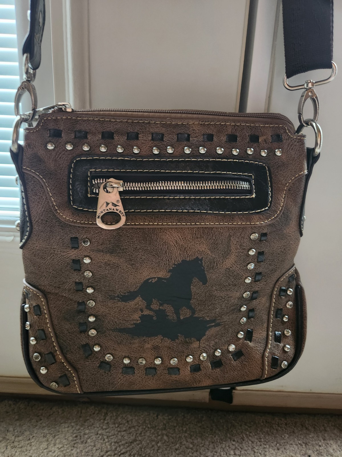 ***New without Tags*** Montana West Leather Purse With Horse design