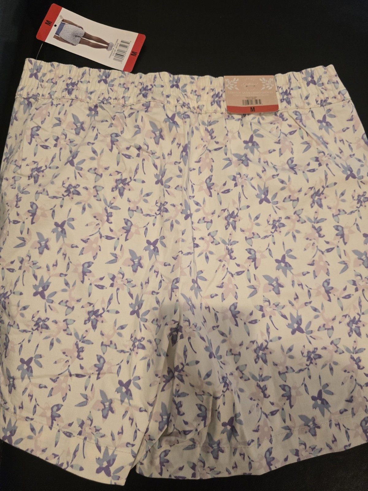 NWT Jachs Girlfriend Women’s Floral Stretch Sateen Chino Shorts Medium White/Pur